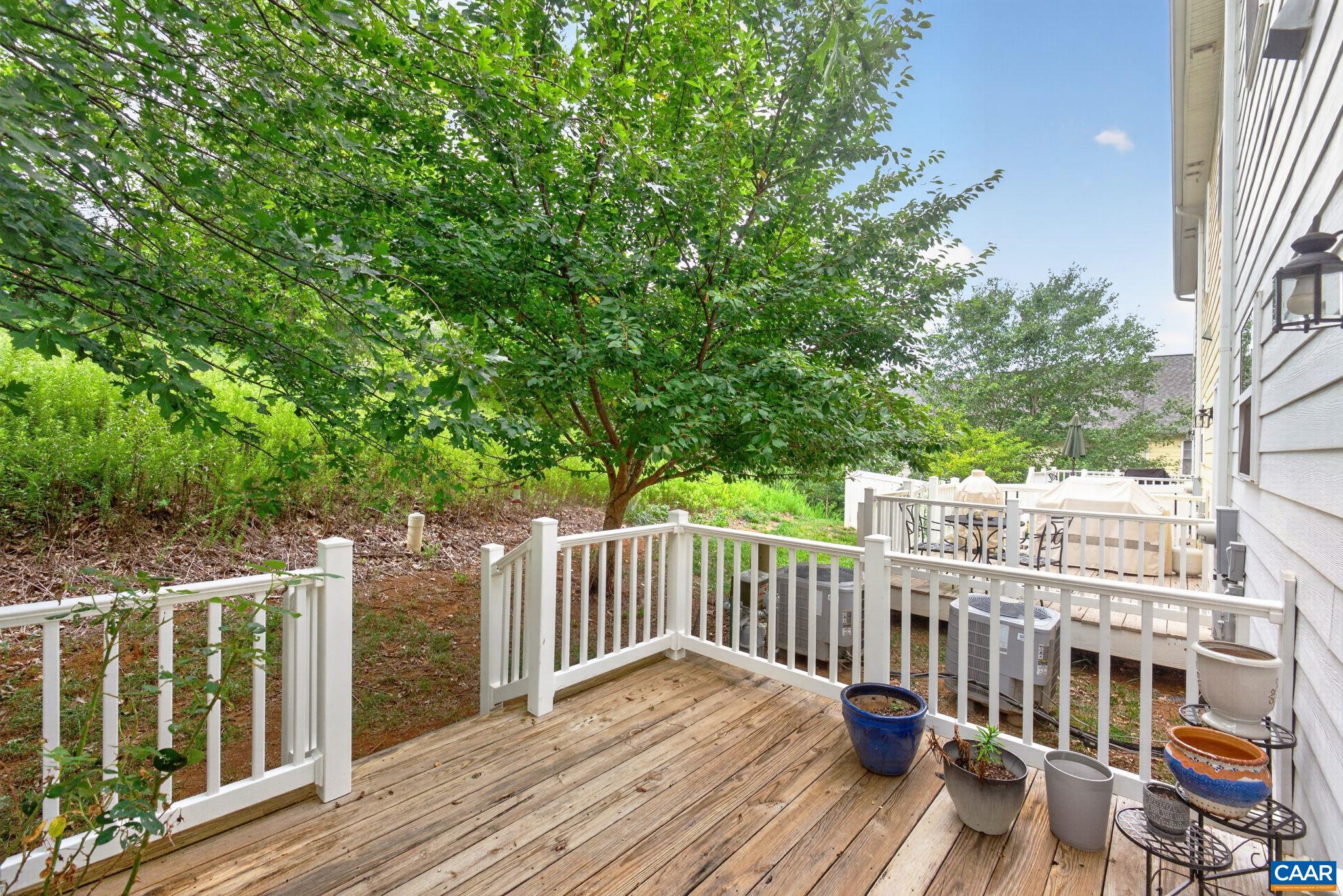 2298 WHITTINGTON DR