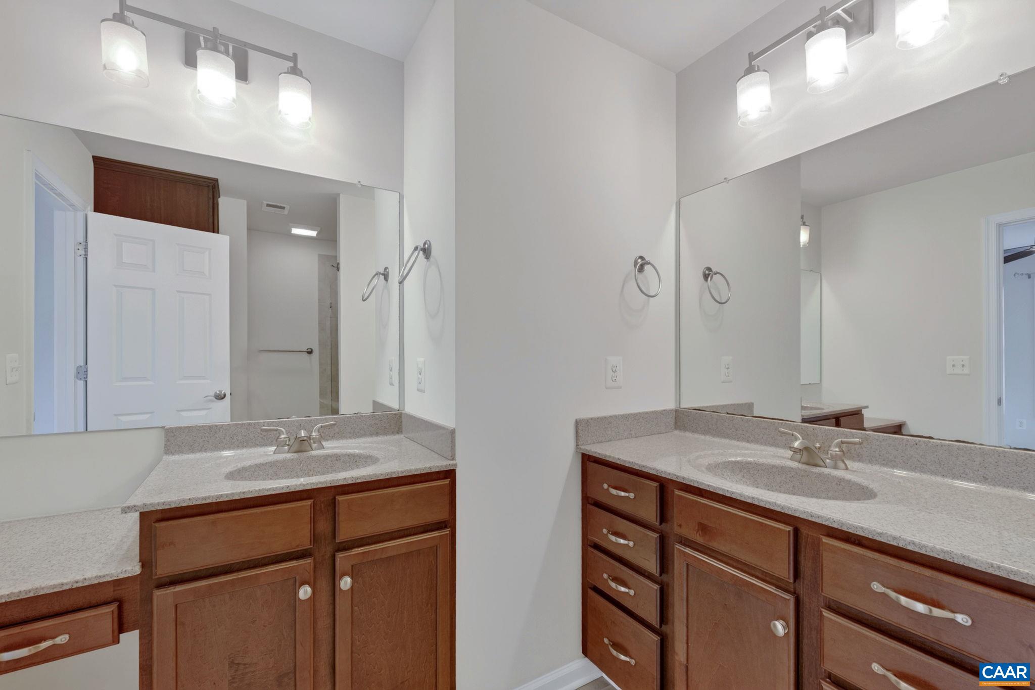 2298 WHITTINGTON DR