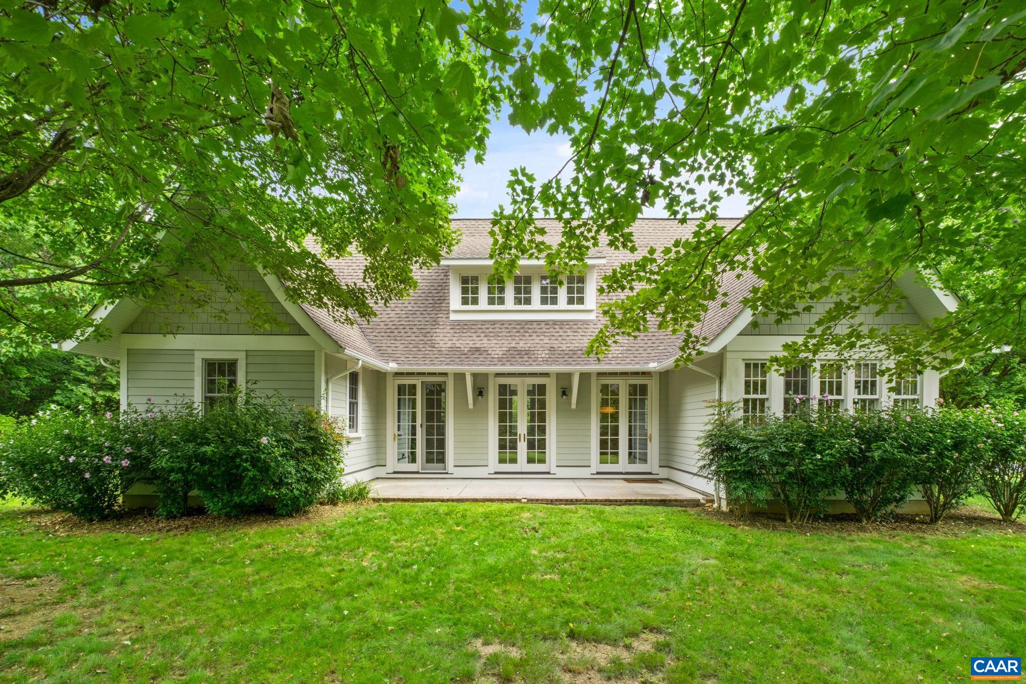 30 CEDAR MEADOW DR