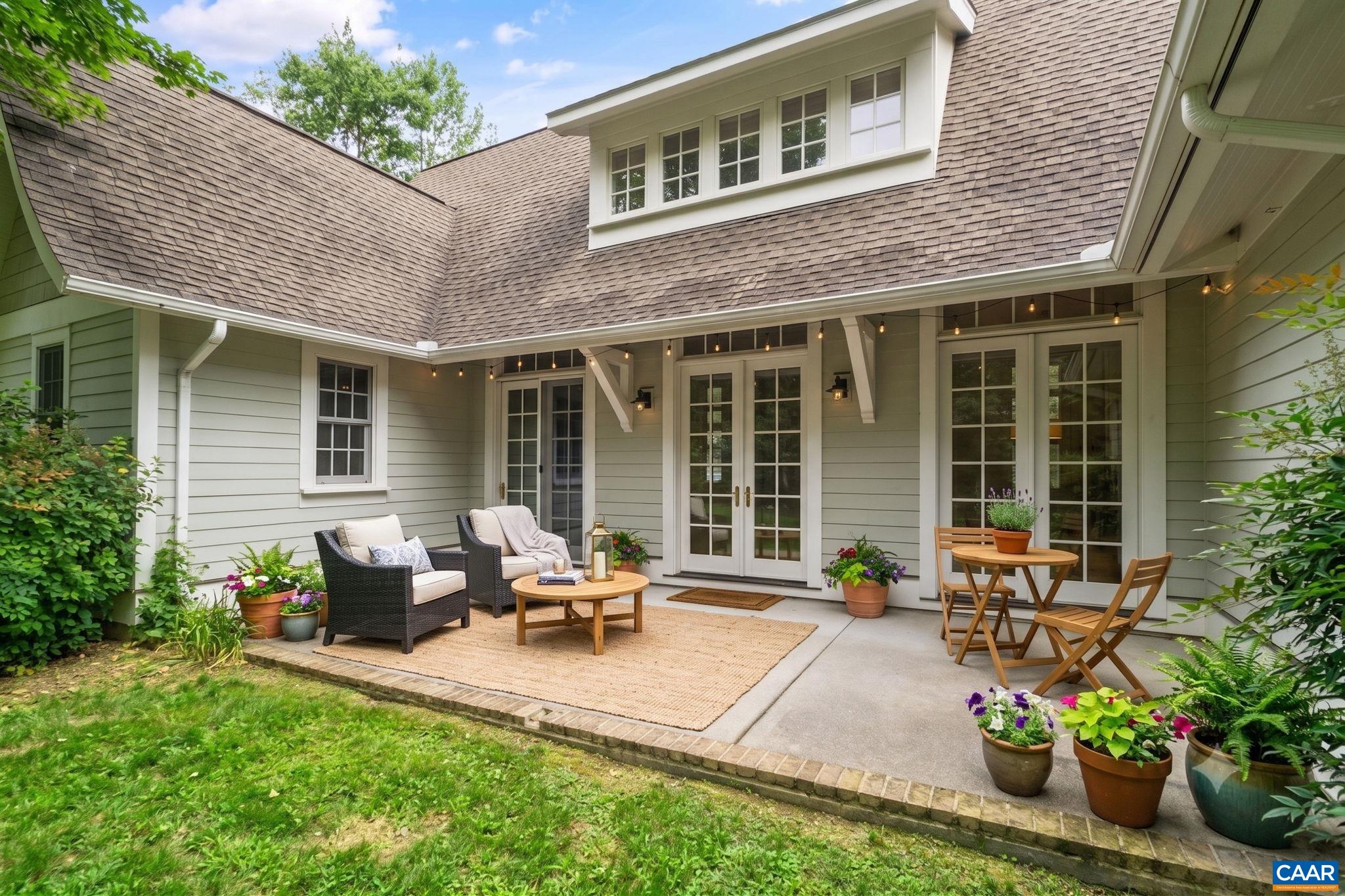30 CEDAR MEADOW DR