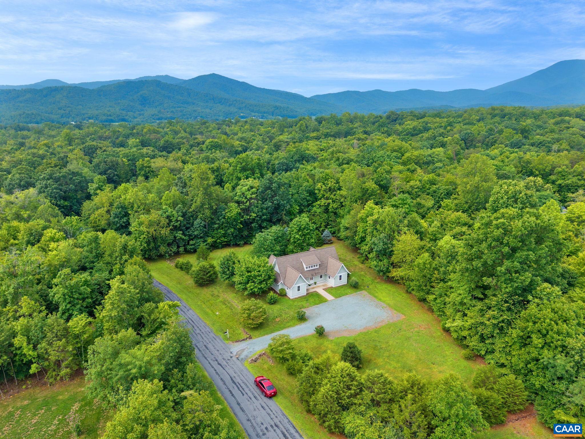 30 CEDAR MEADOW DR