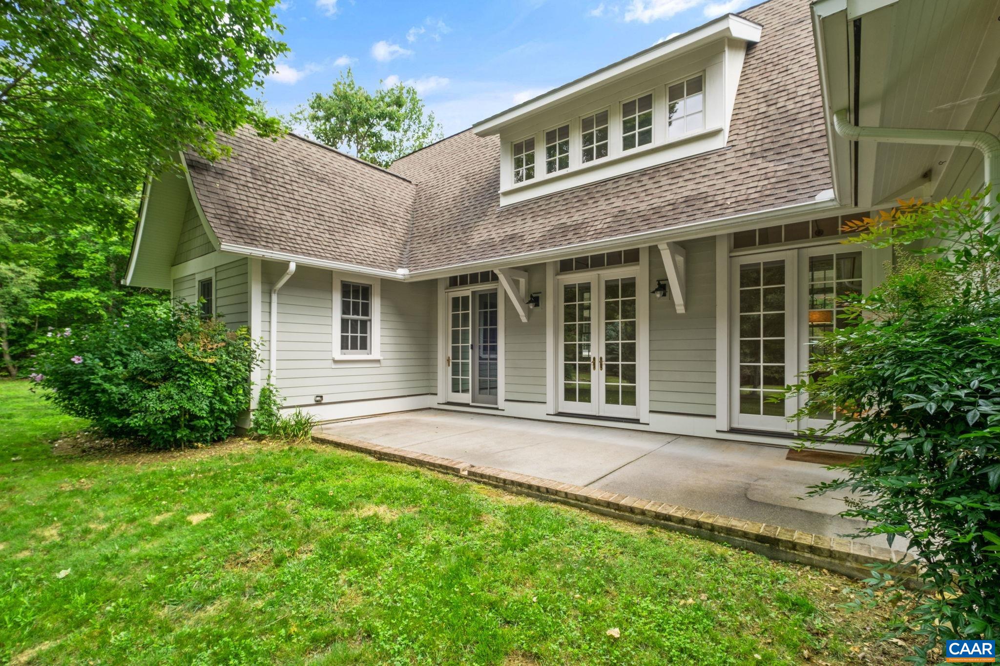 30 CEDAR MEADOW DR