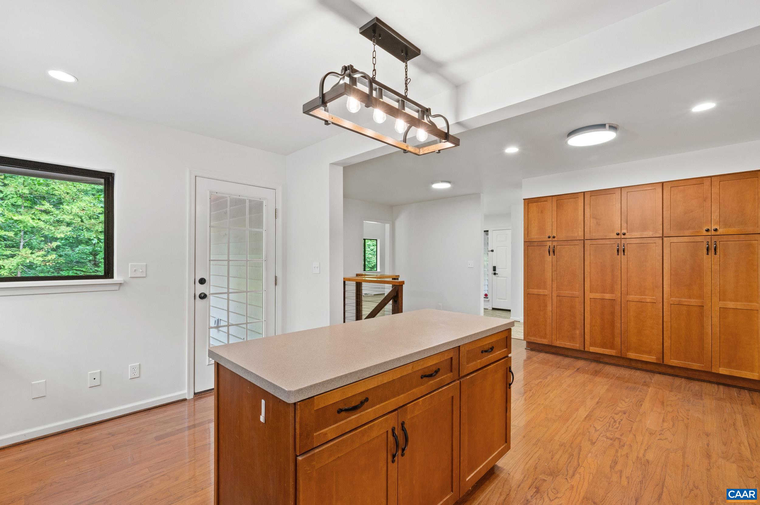 805 EARLYSVILLE FOREST DR