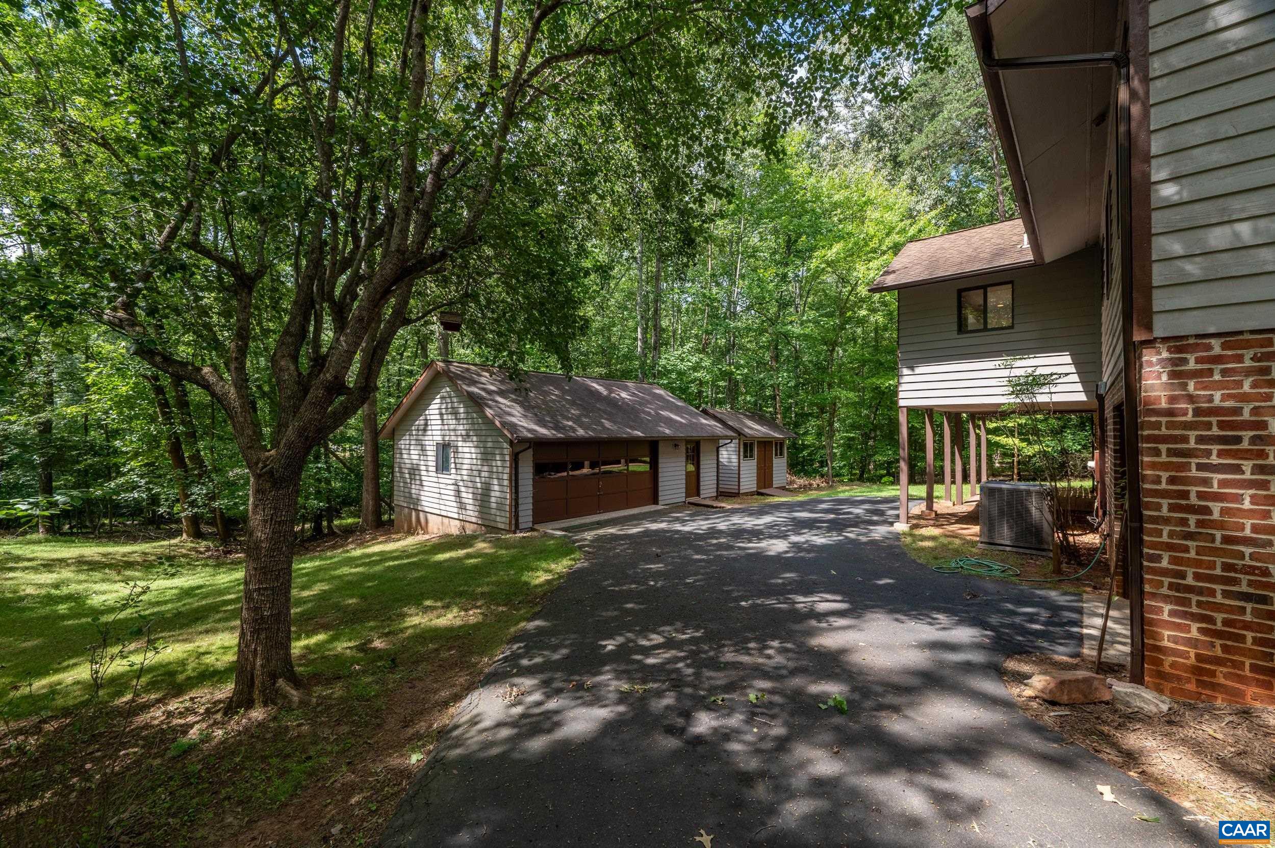 805 EARLYSVILLE FOREST DR