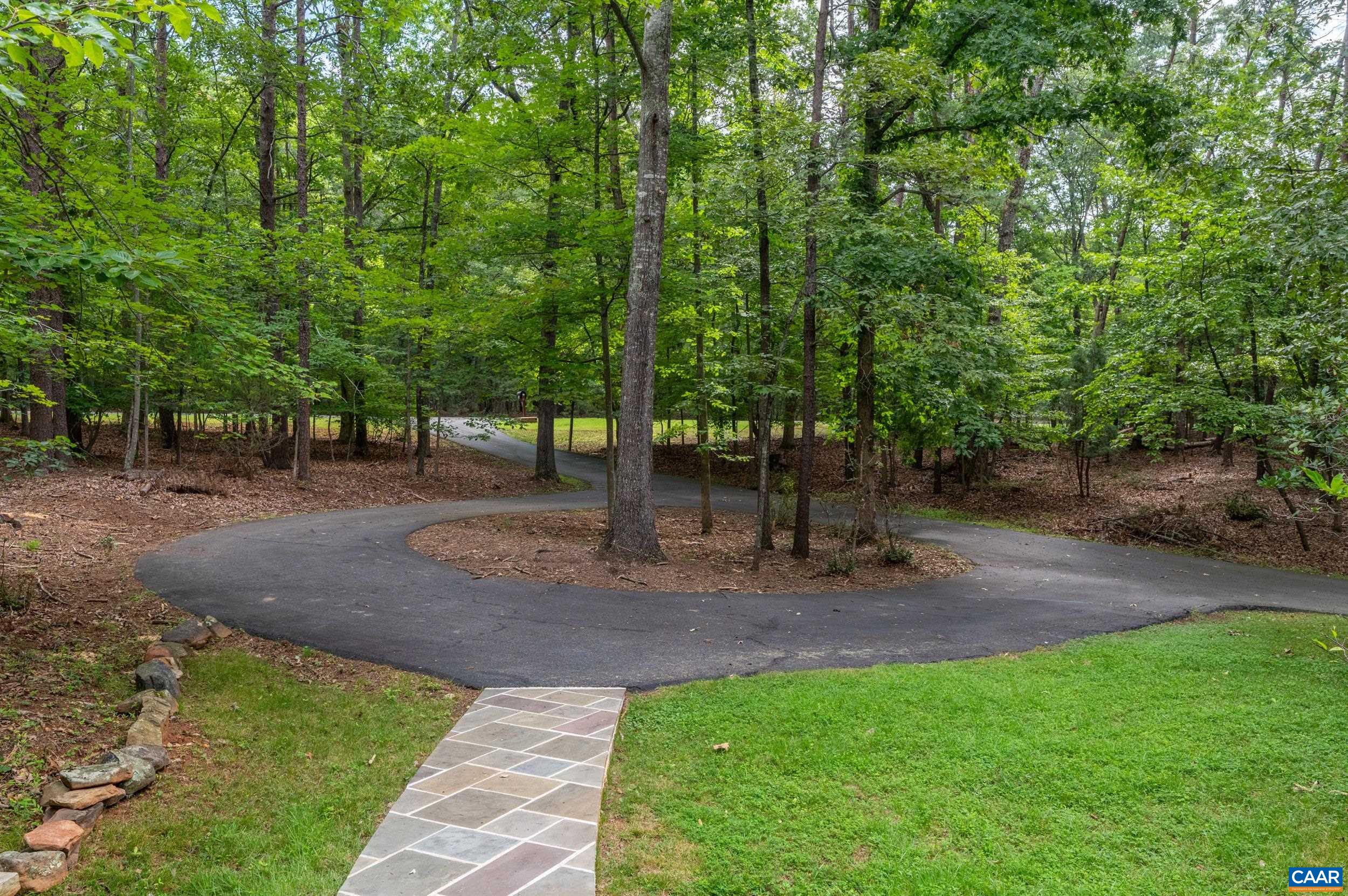 805 EARLYSVILLE FOREST DR