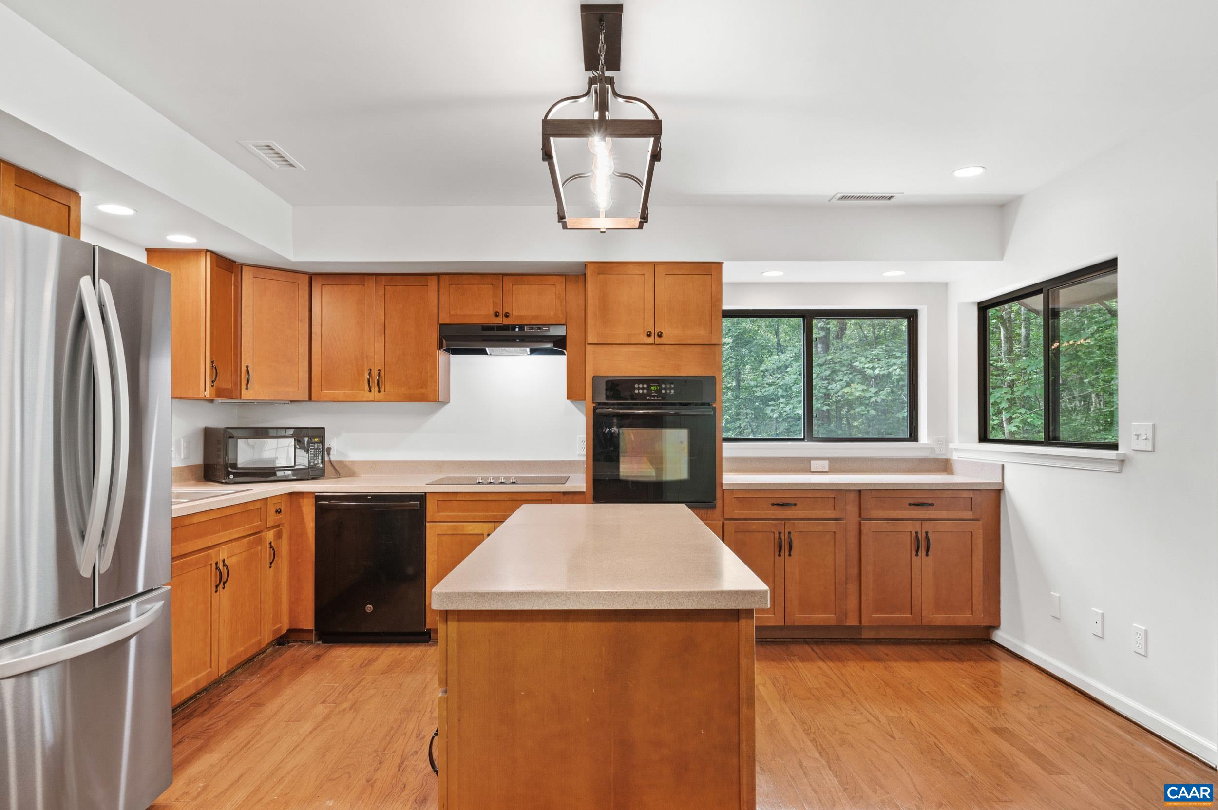 805 EARLYSVILLE FOREST DR