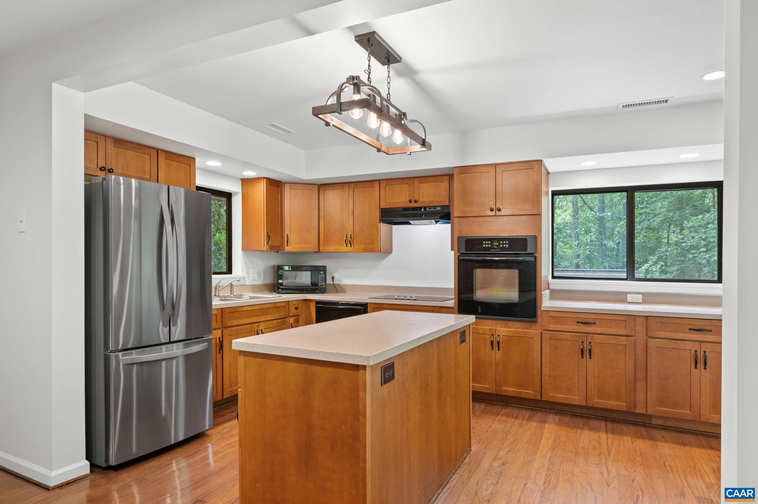 805 EARLYSVILLE FOREST DR