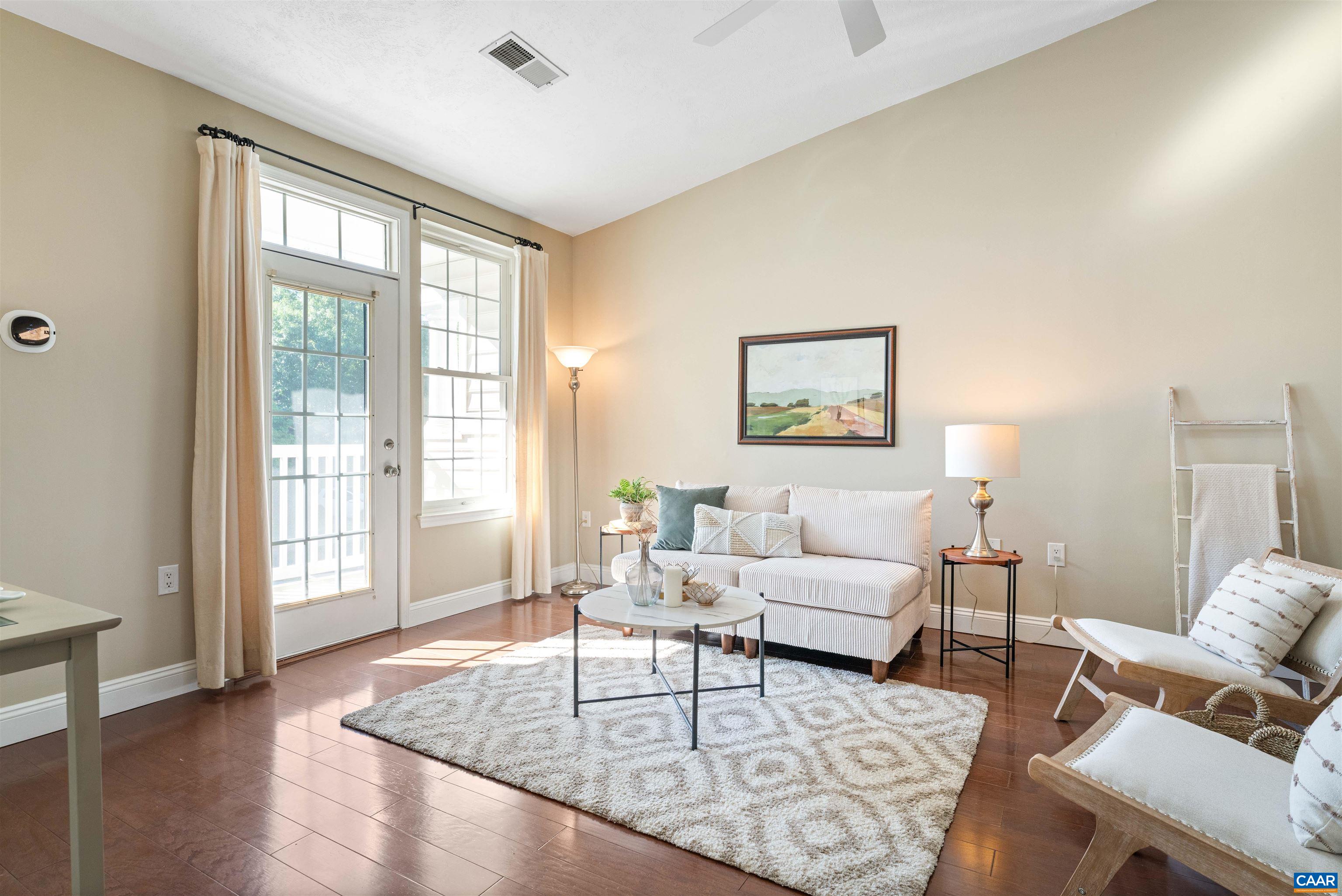 1075 WEYBRIDGE CT Unit: 301