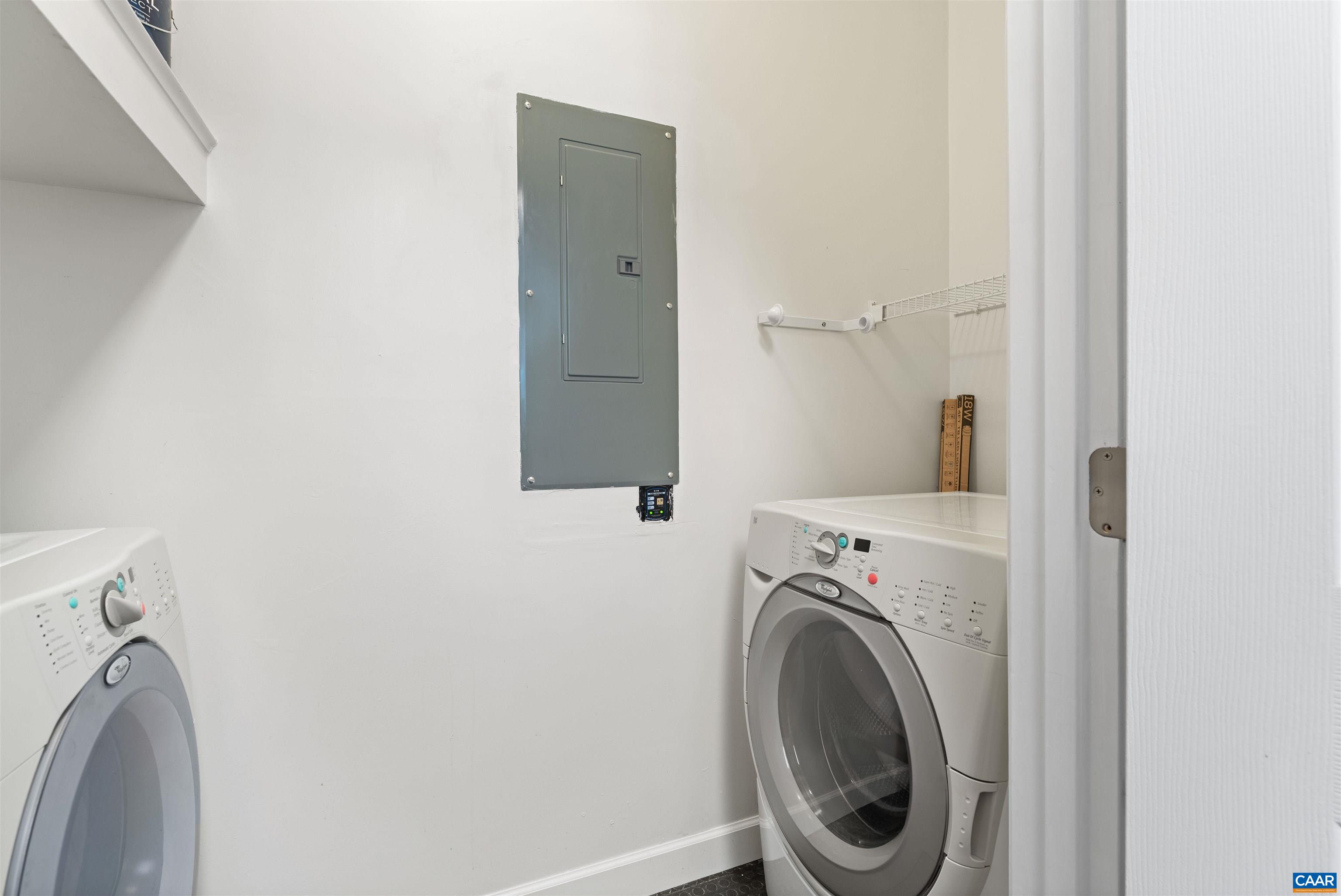 1075 WEYBRIDGE CT Unit: 301