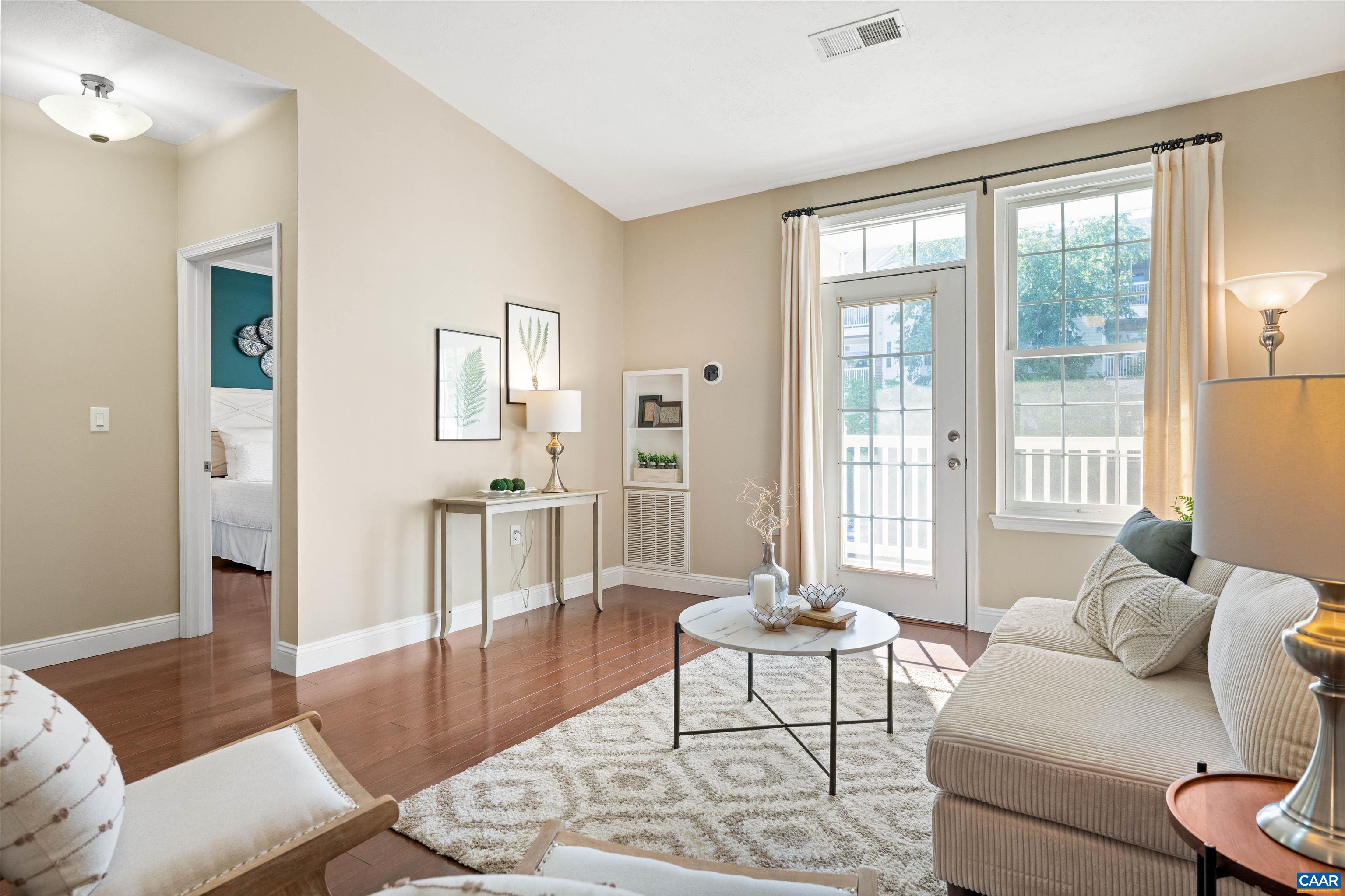 1075 WEYBRIDGE CT Unit: 301