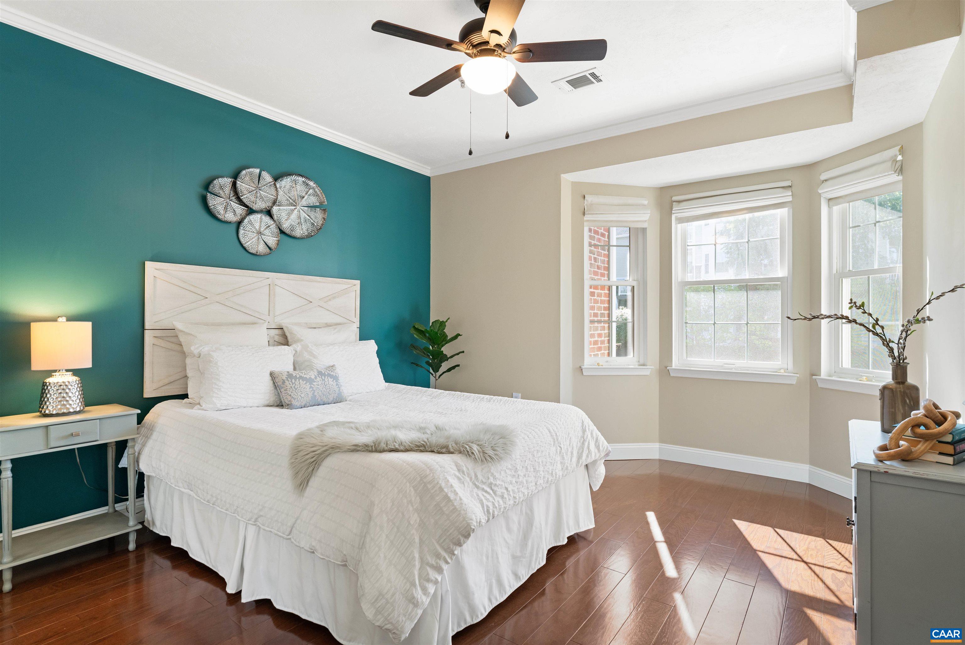 1075 WEYBRIDGE CT Unit: 301