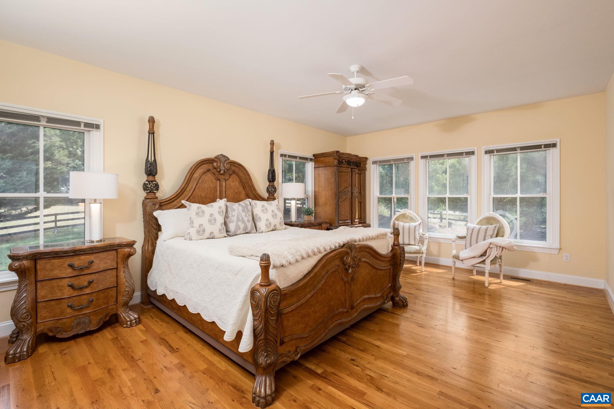 1819 LOCUST SHADE CT