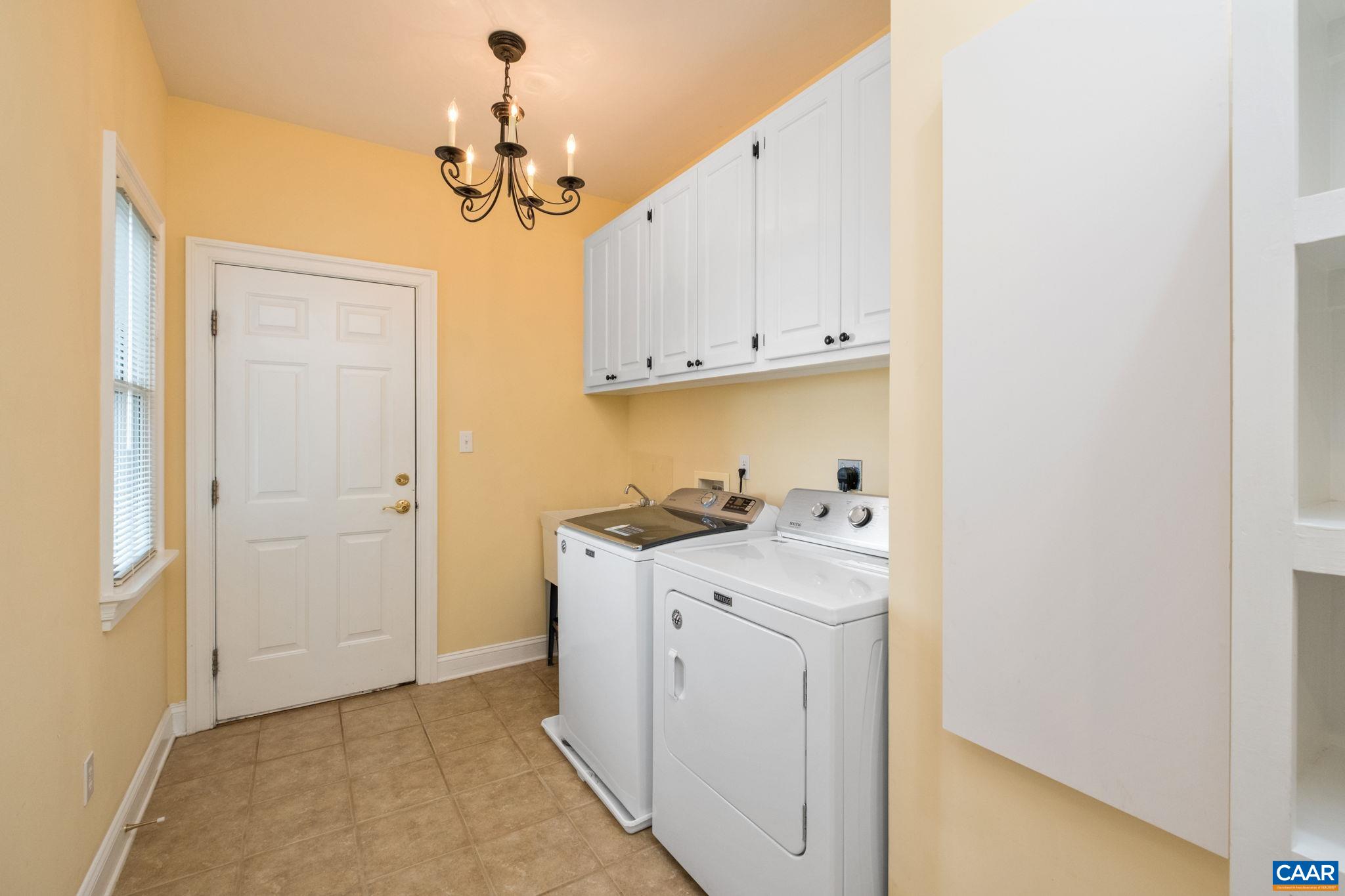 1819 LOCUST SHADE CT
