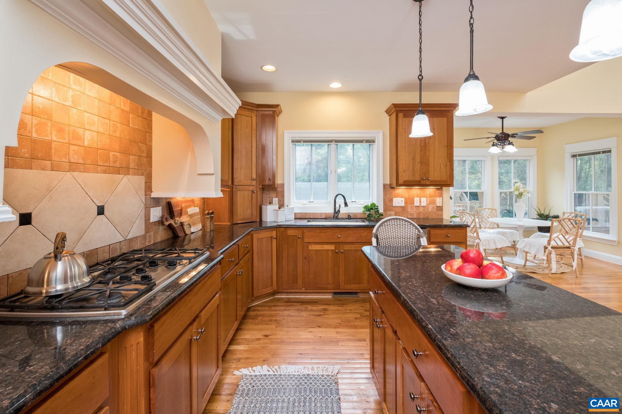 1819 LOCUST SHADE CT