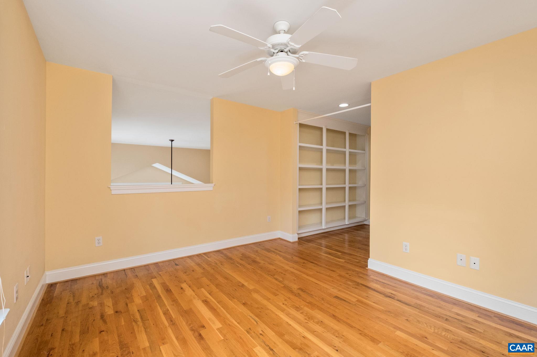 1819 LOCUST SHADE CT