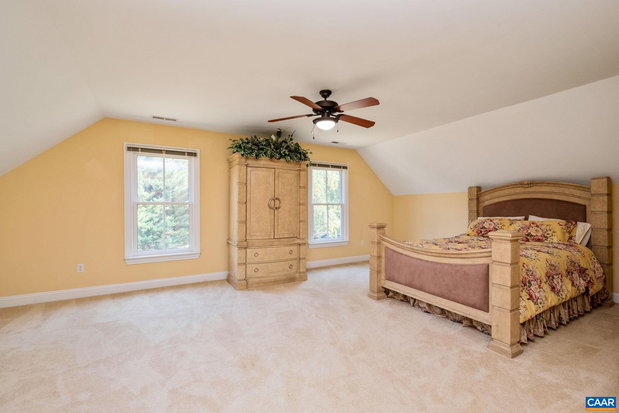 1819 LOCUST SHADE CT