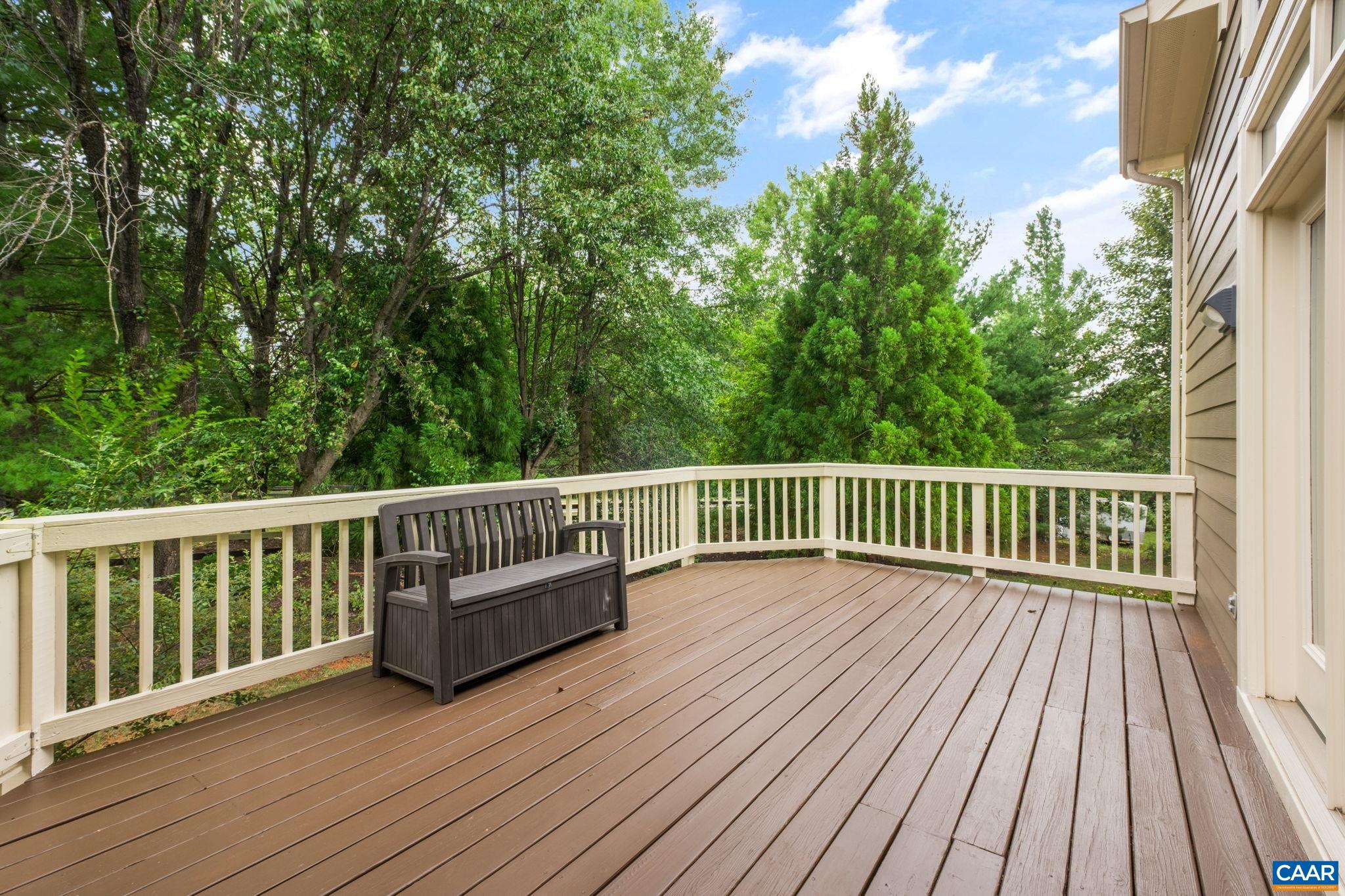 1819 LOCUST SHADE CT