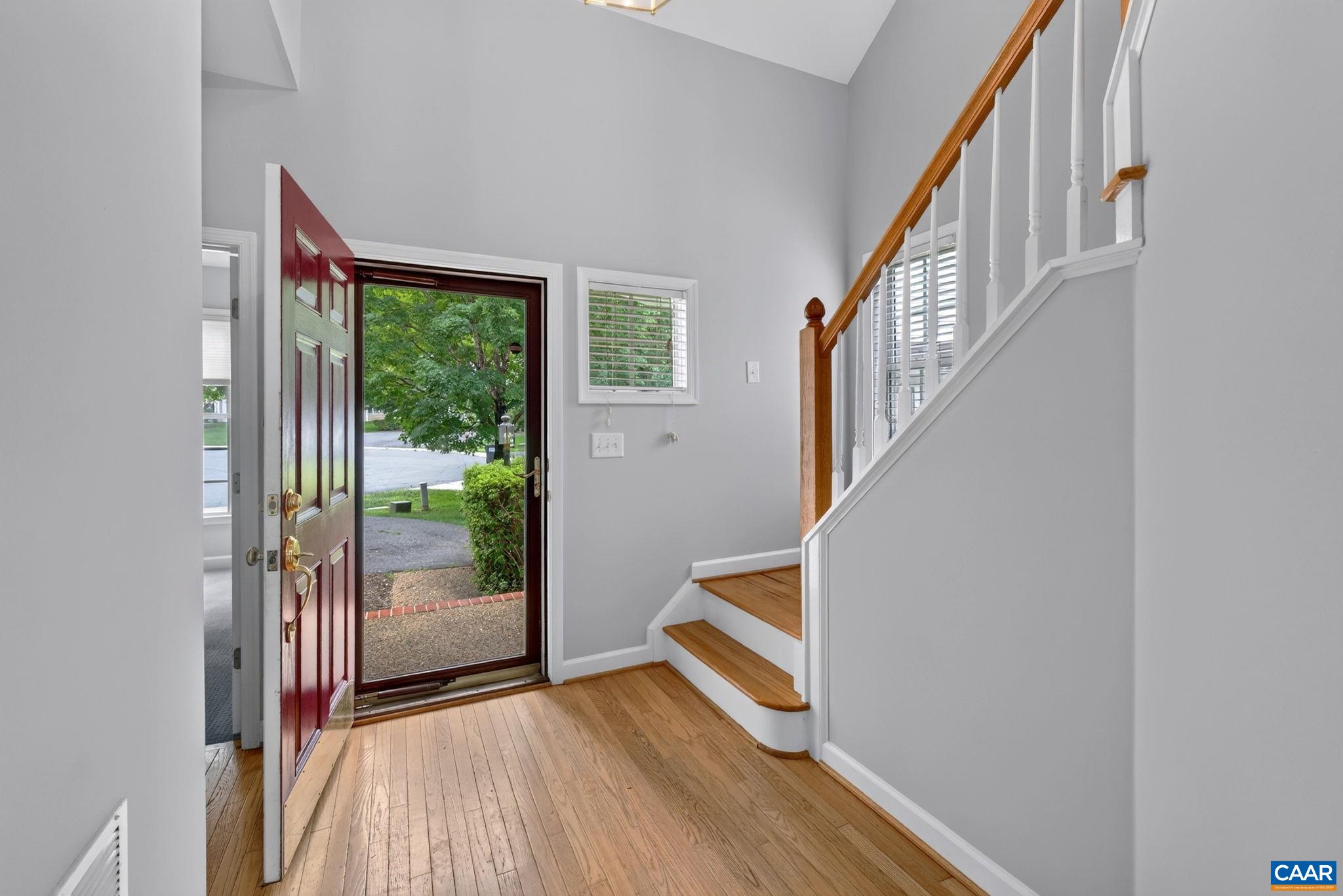 2309 RAVENSWOOD CT