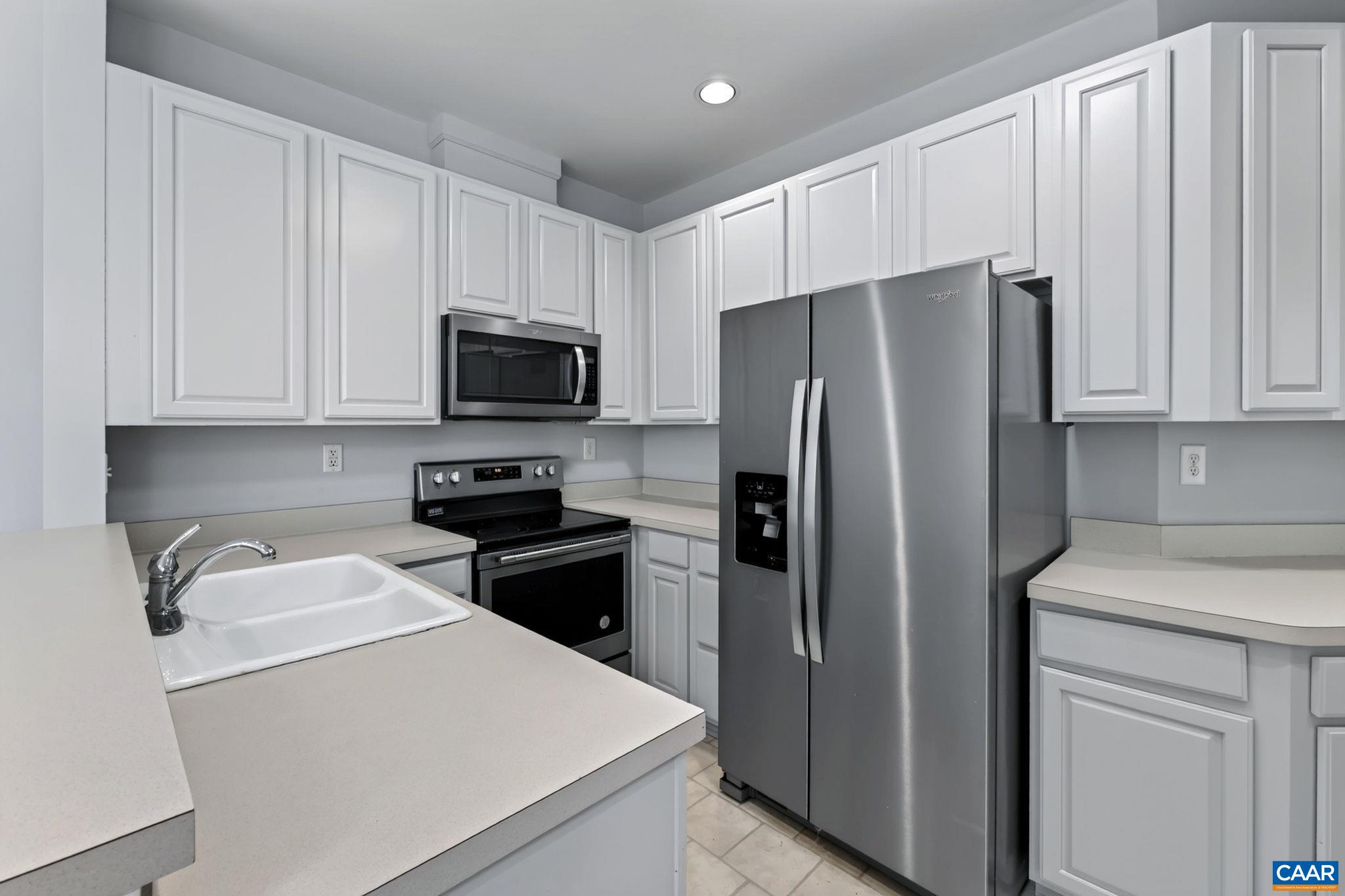 2309 RAVENSWOOD CT