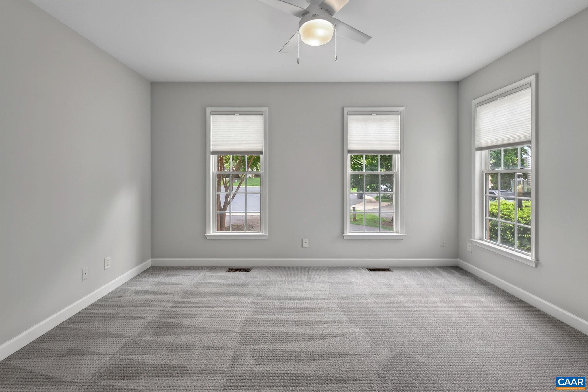 2309 RAVENSWOOD CT