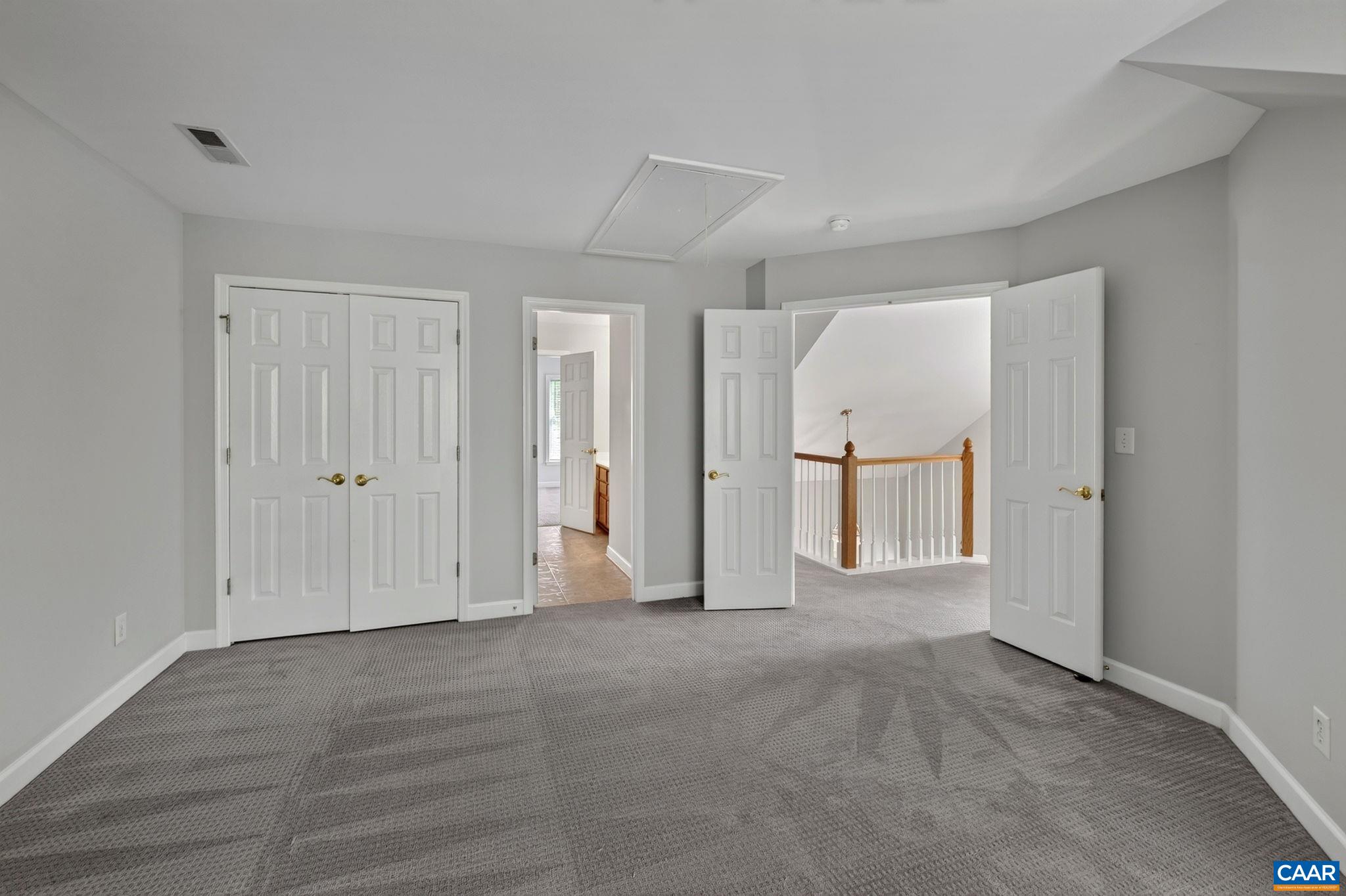 2309 RAVENSWOOD CT