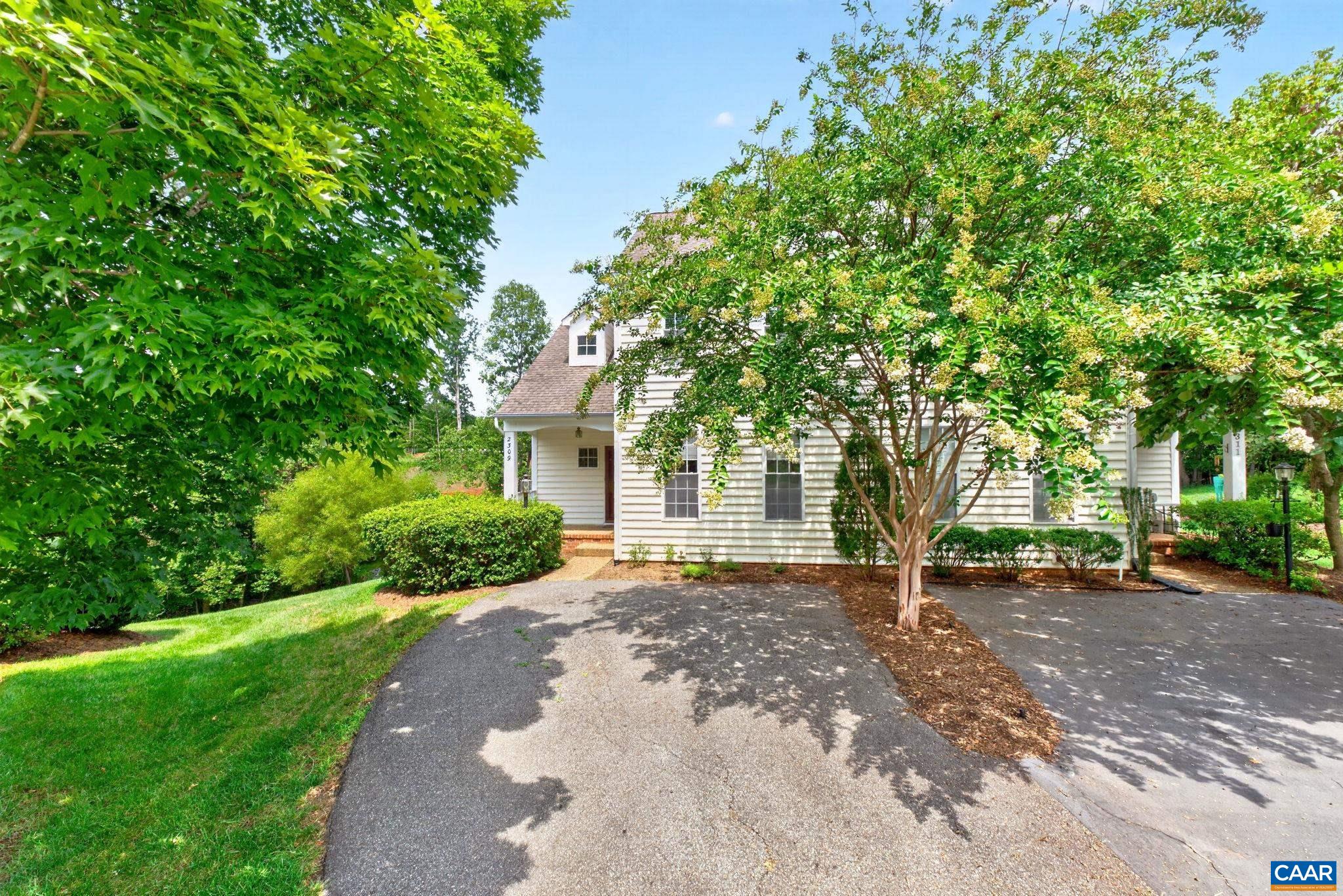 2309 RAVENSWOOD CT