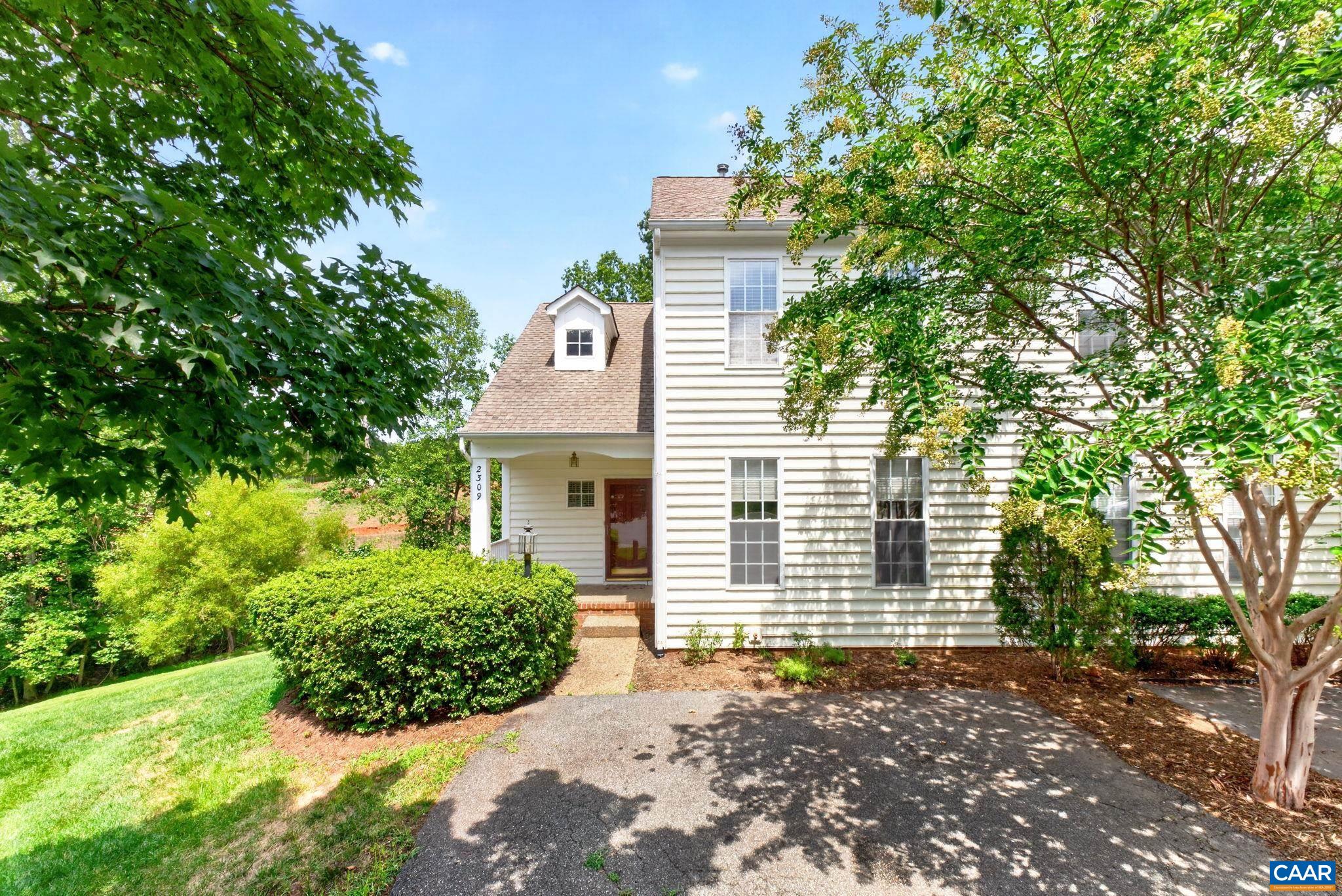 2309 RAVENSWOOD CT