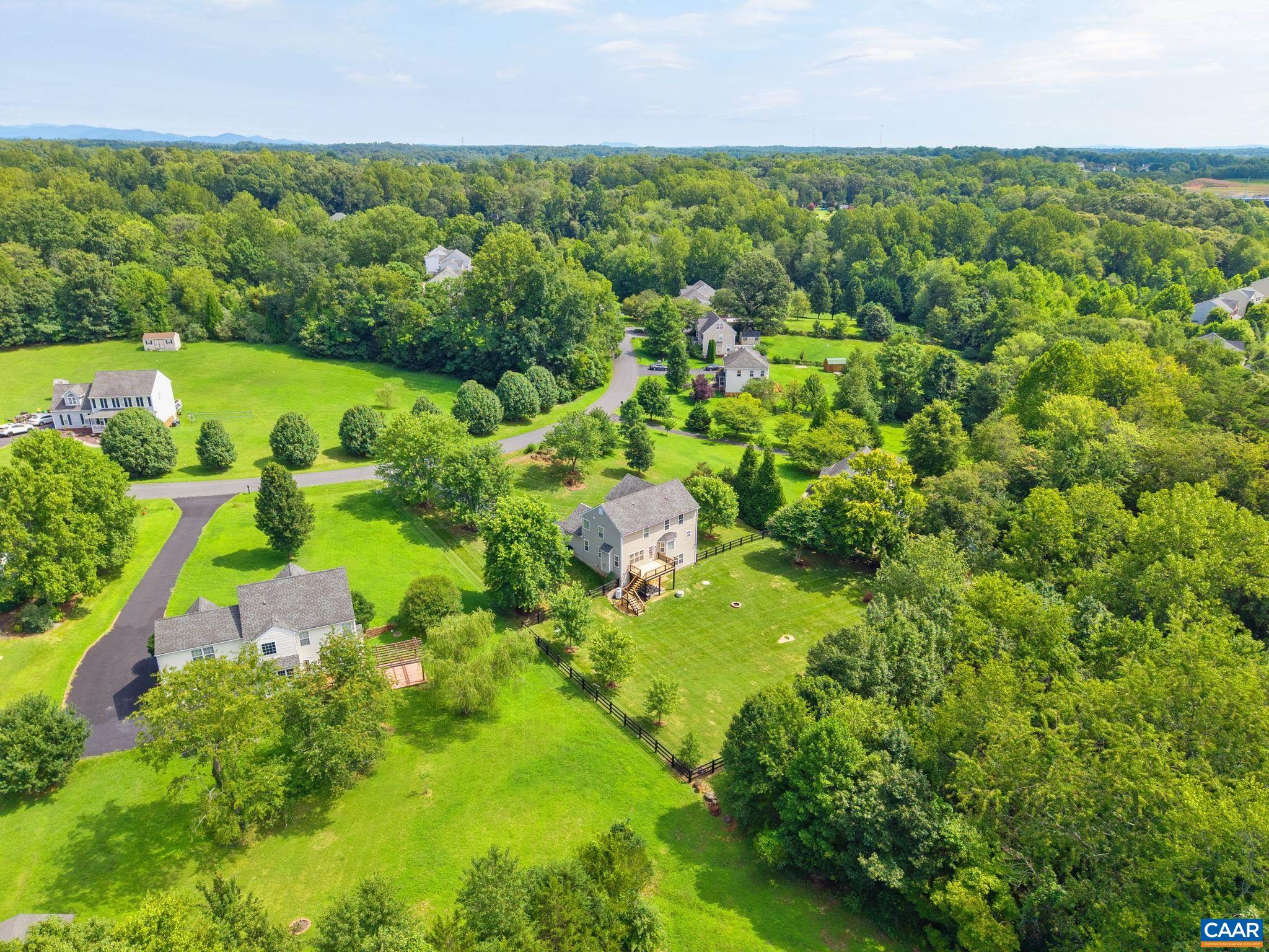 176 SOUTHRIDGE DR