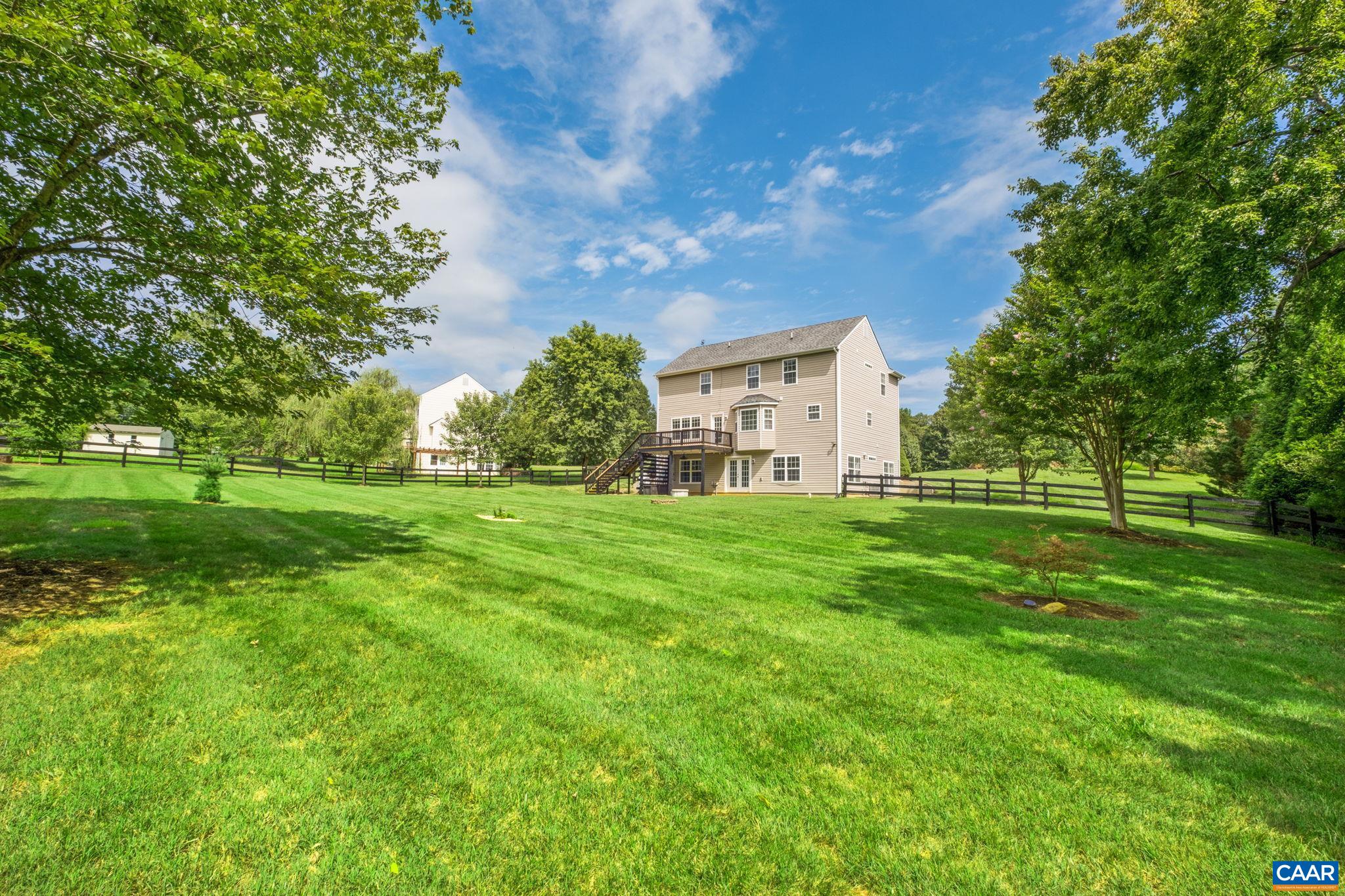 176 SOUTHRIDGE DR