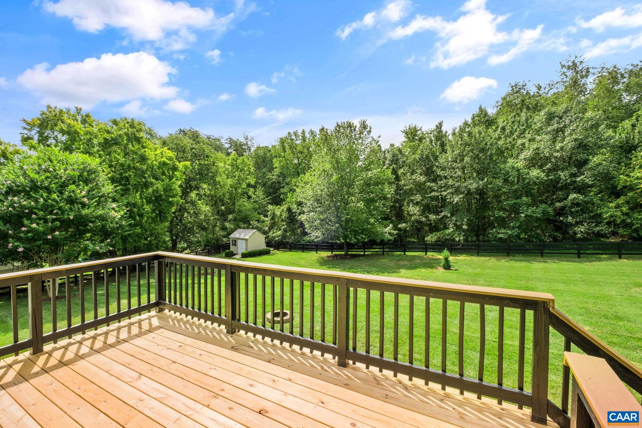 176 SOUTHRIDGE DR