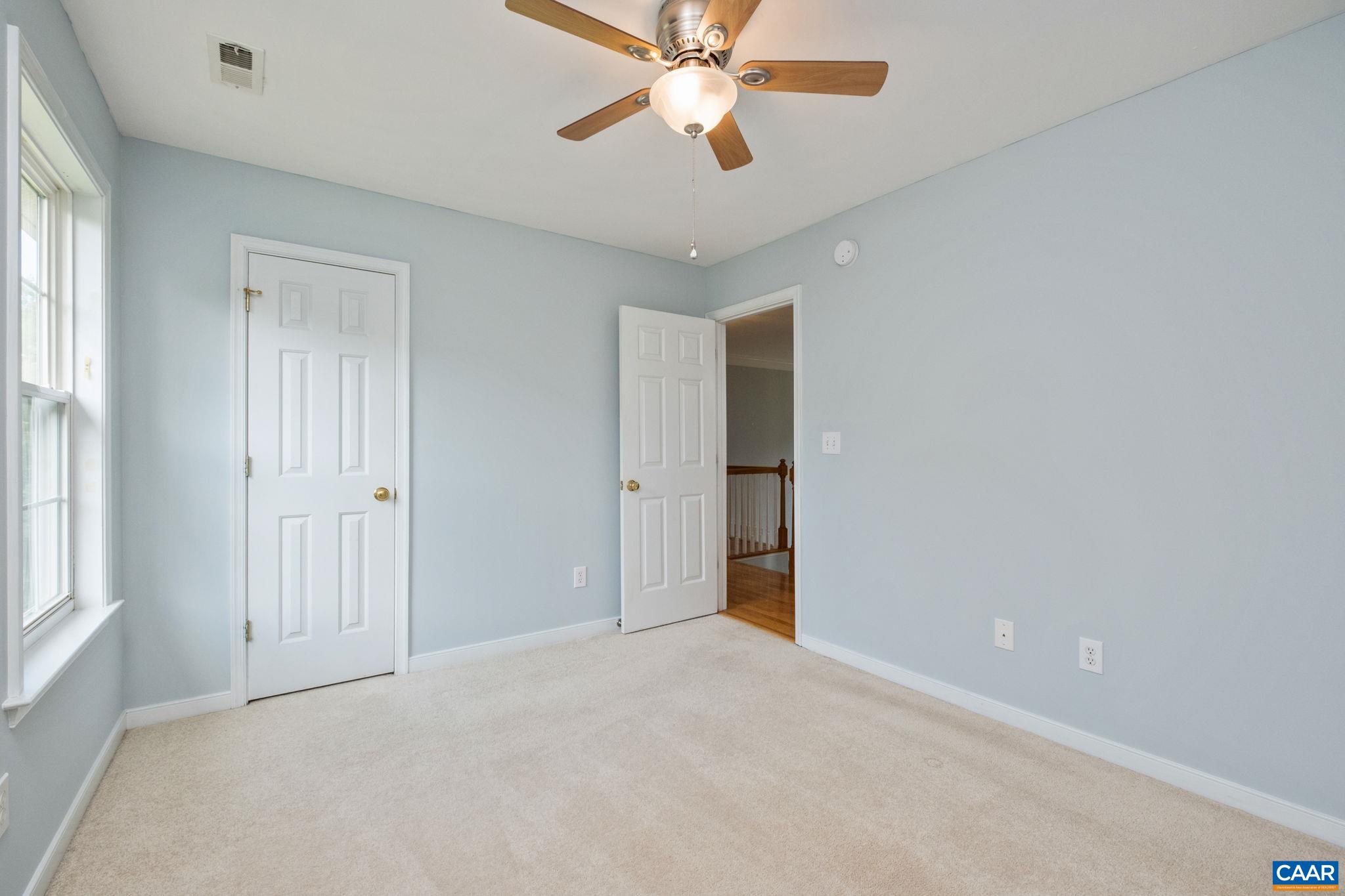 176 SOUTHRIDGE DR