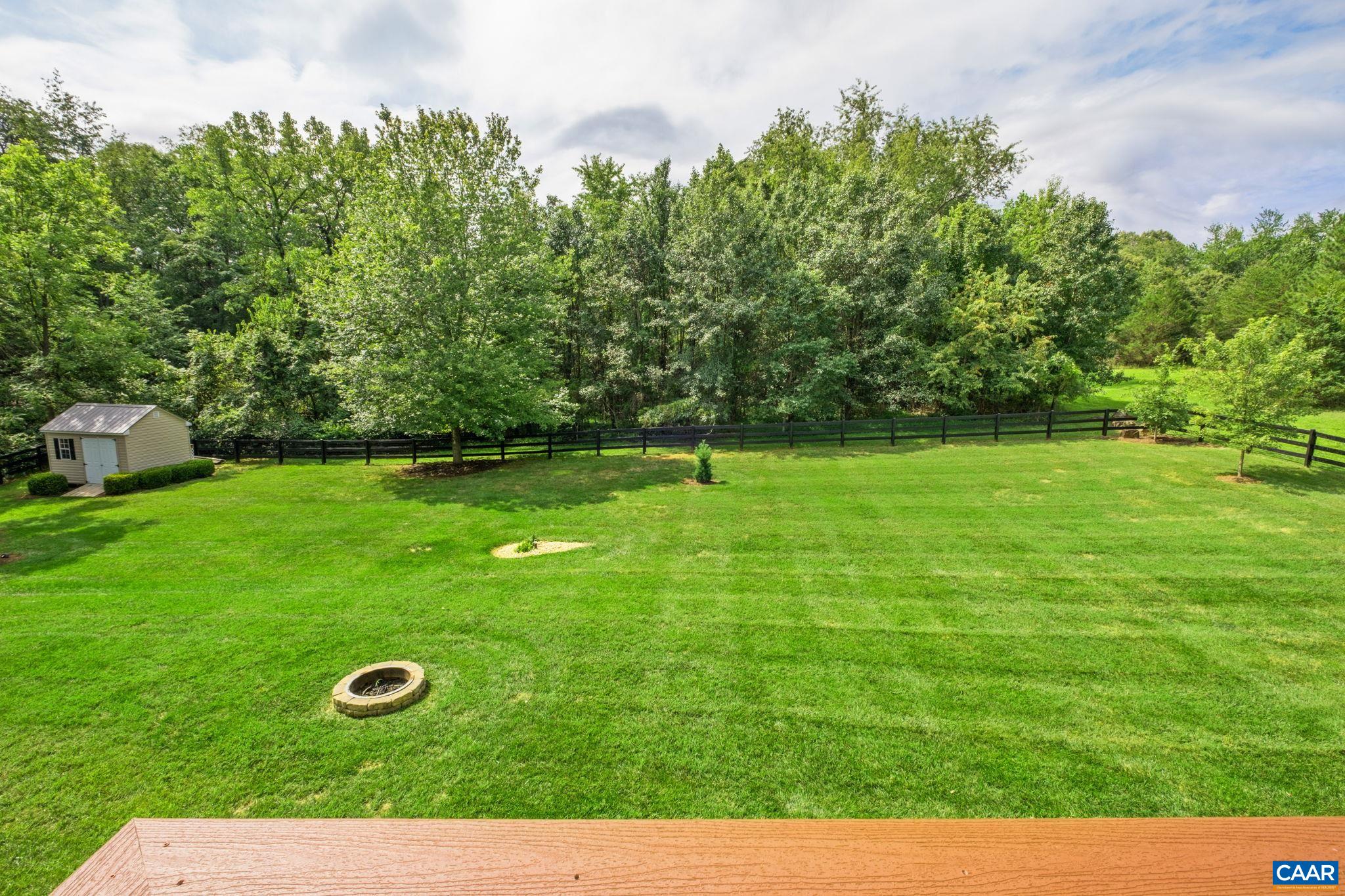 176 SOUTHRIDGE DR