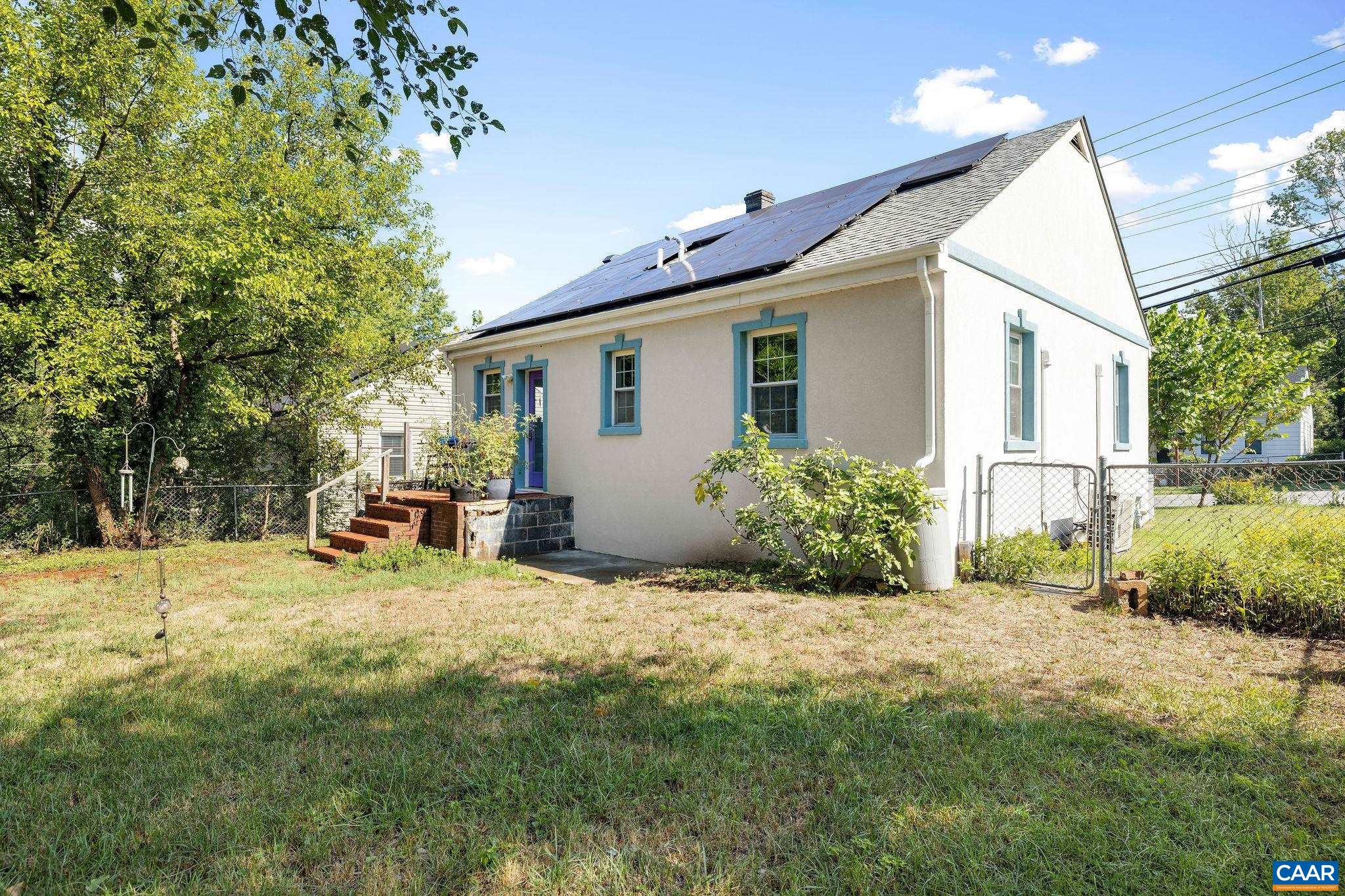 406 ELLIOTT AVE