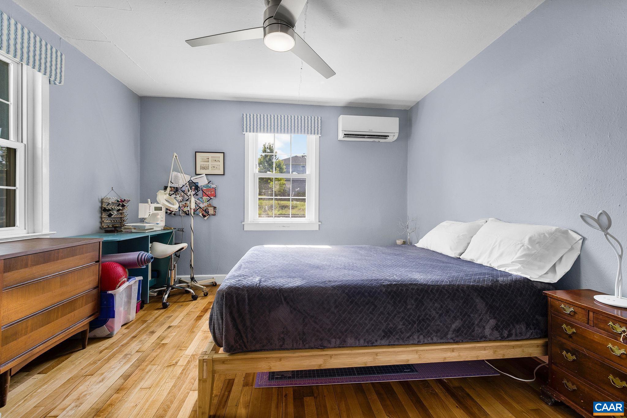 406 ELLIOTT AVE