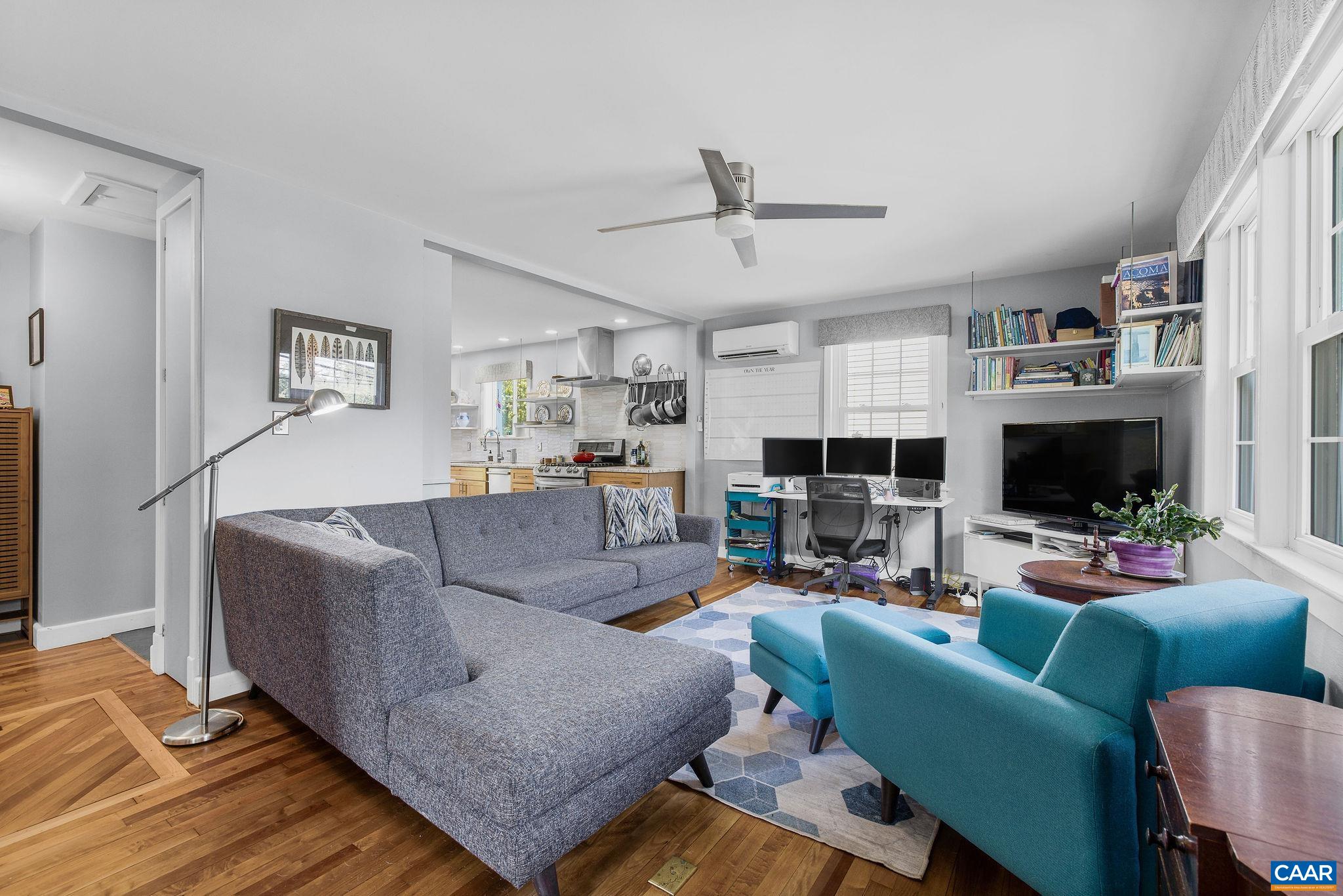 406 ELLIOTT AVE