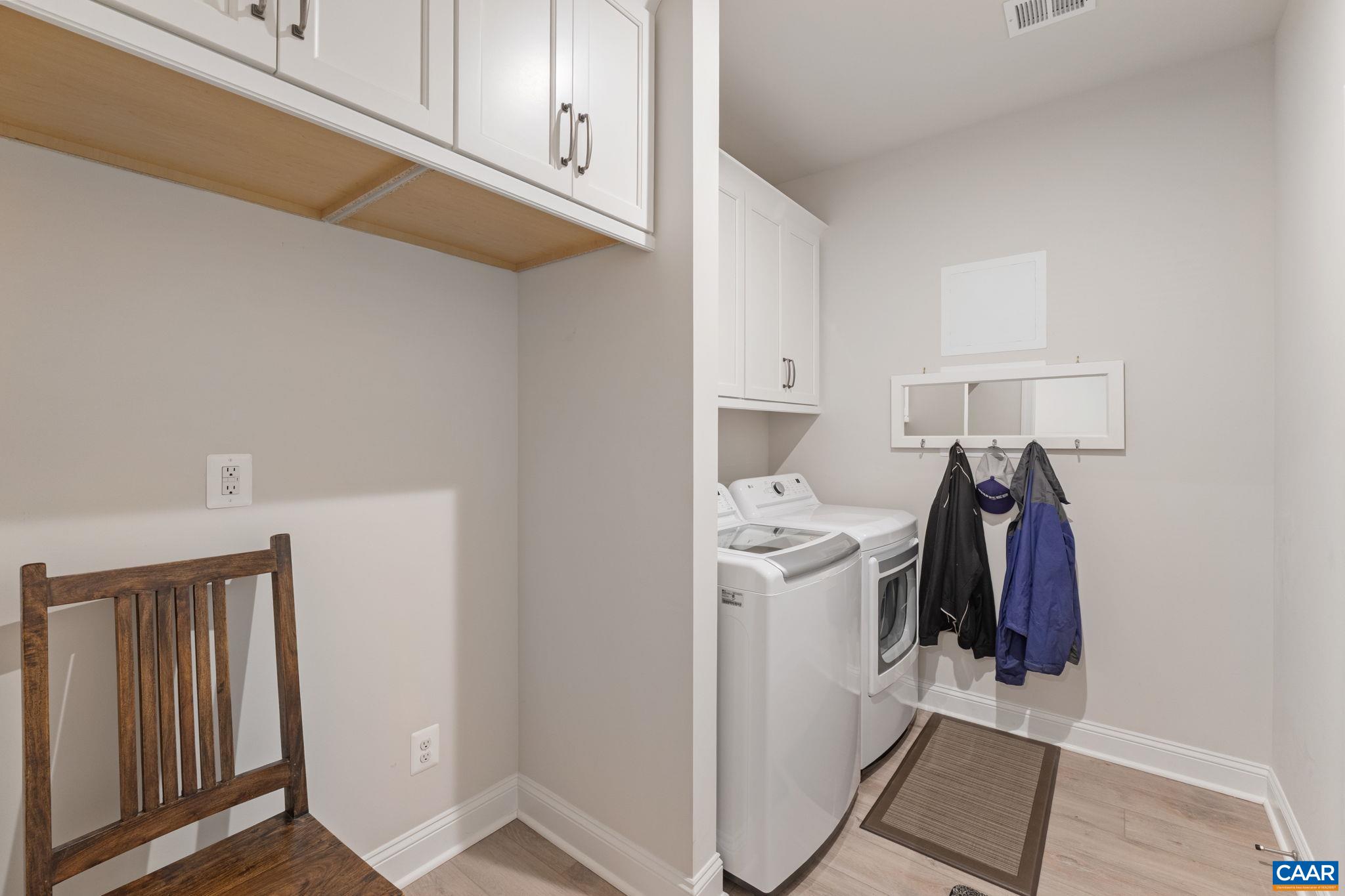 136 RIDGELINE DR