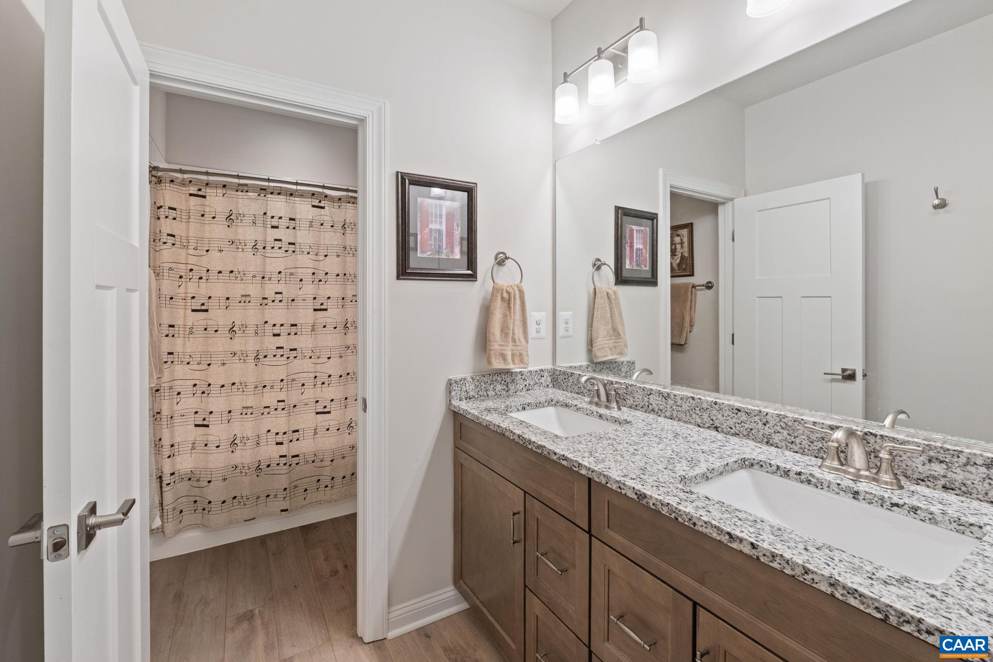136 RIDGELINE DR
