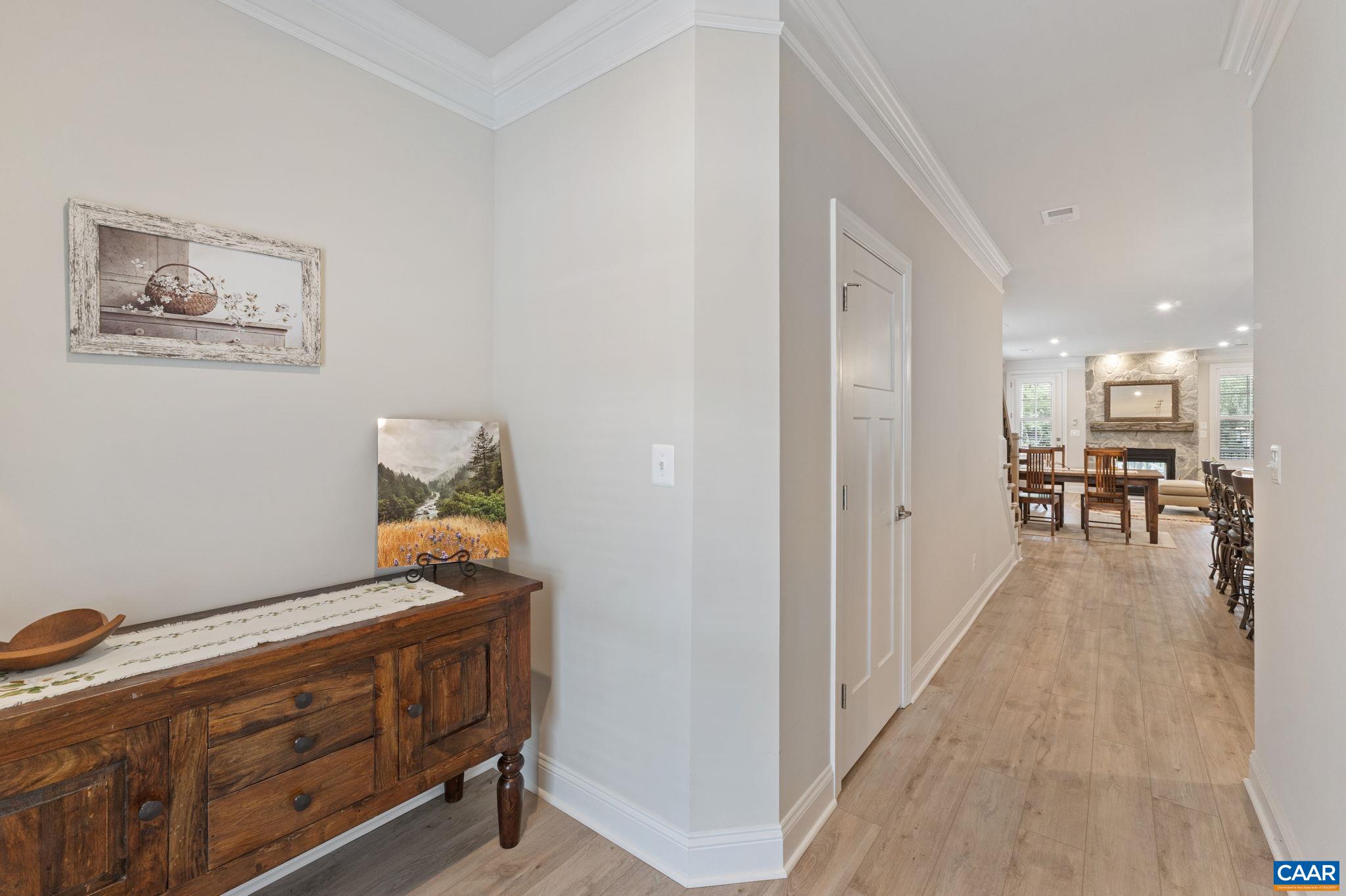 136 RIDGELINE DR