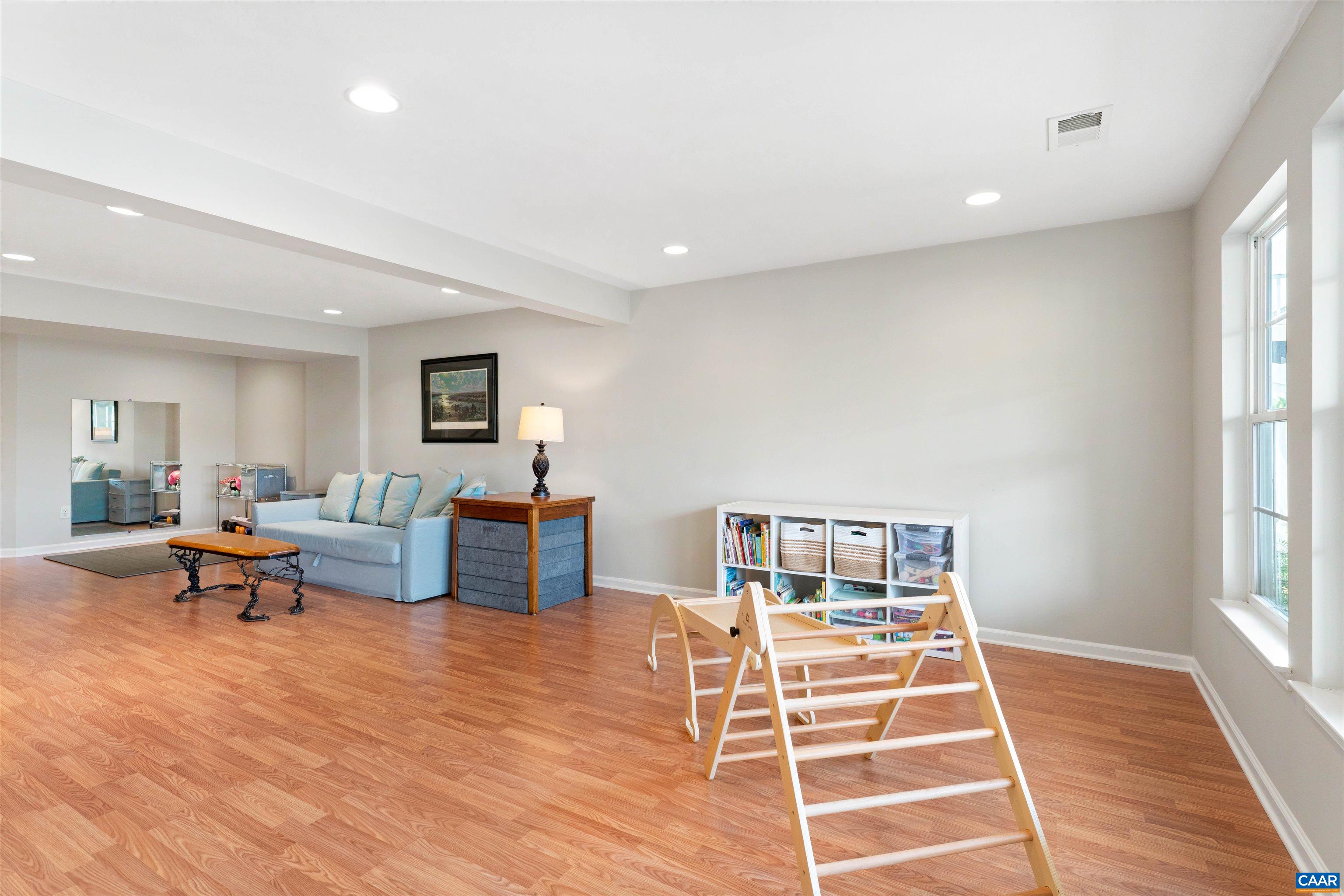1536 MONTESSORI TER