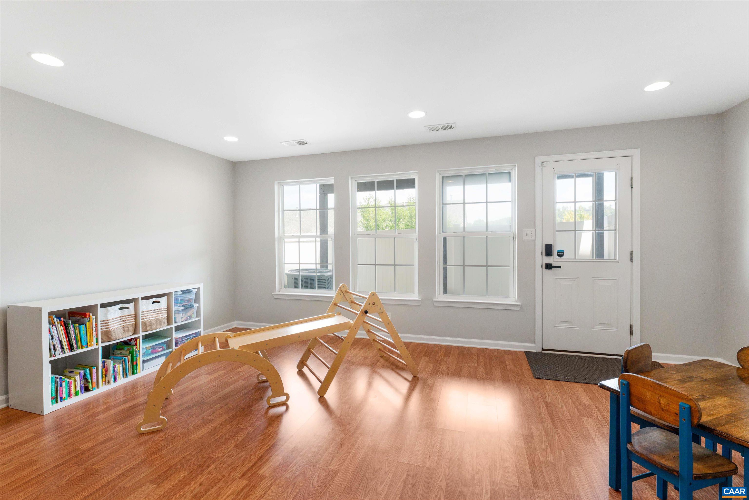 1536 MONTESSORI TER