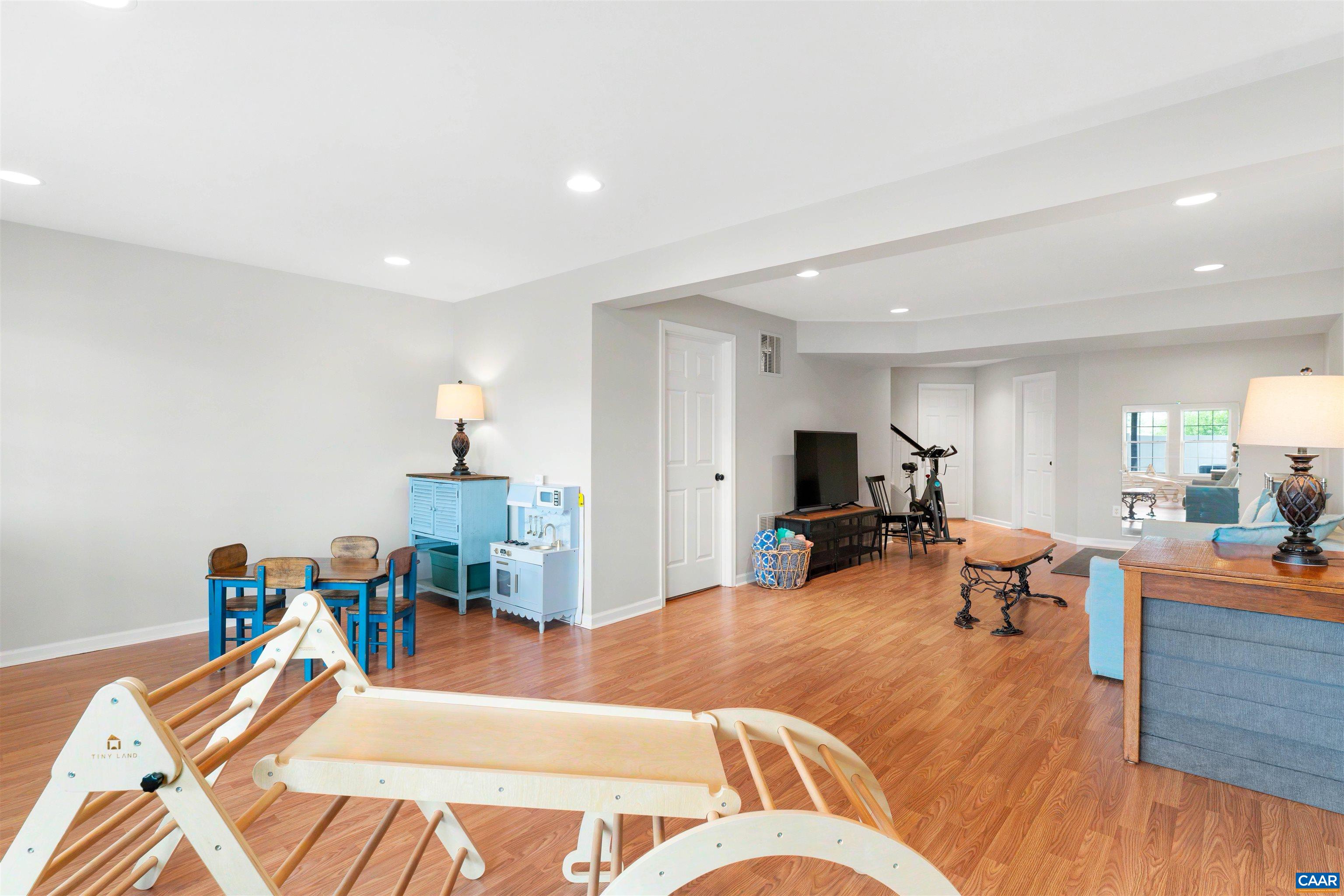 1536 MONTESSORI TER