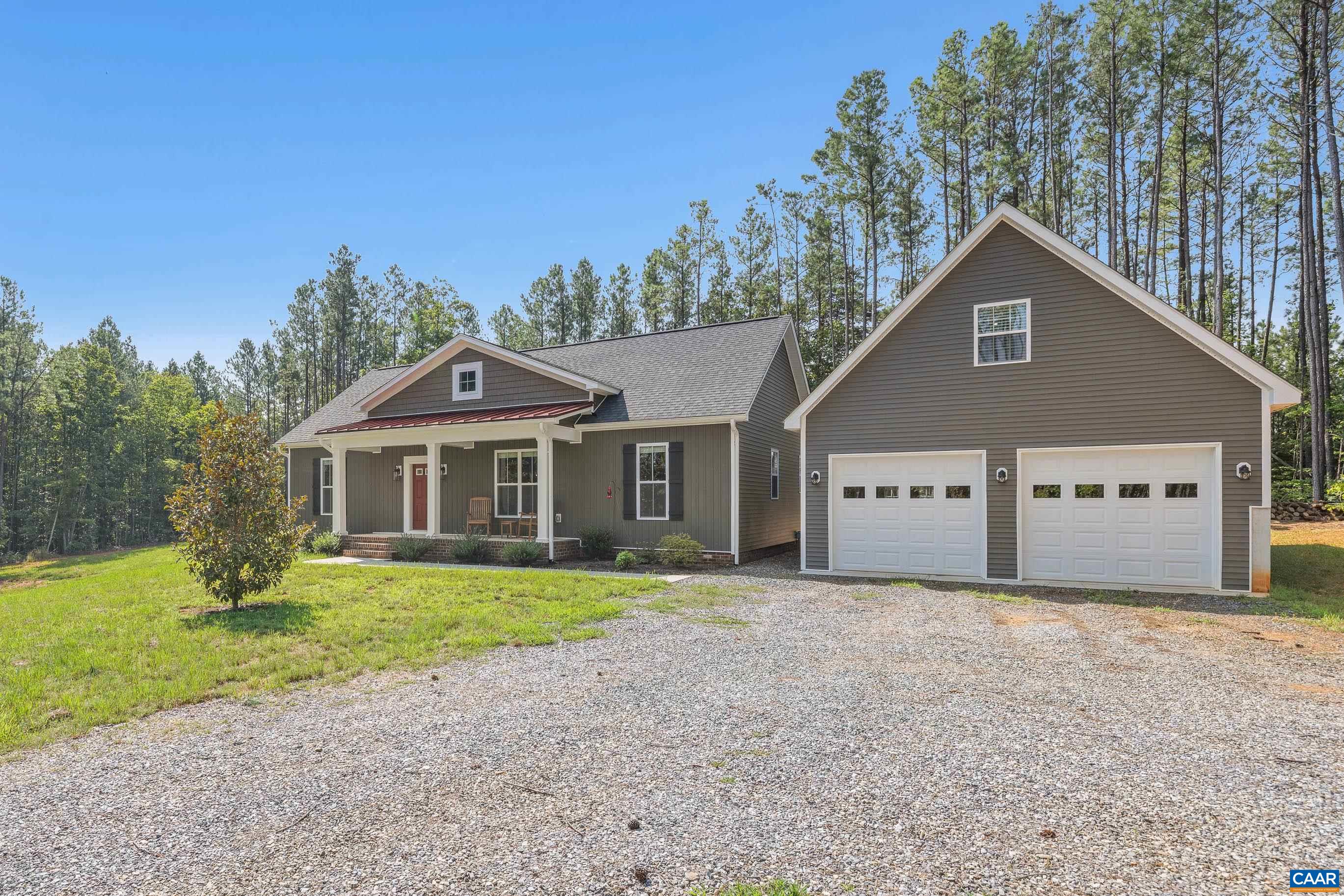 6 FOREST RIDGE LN