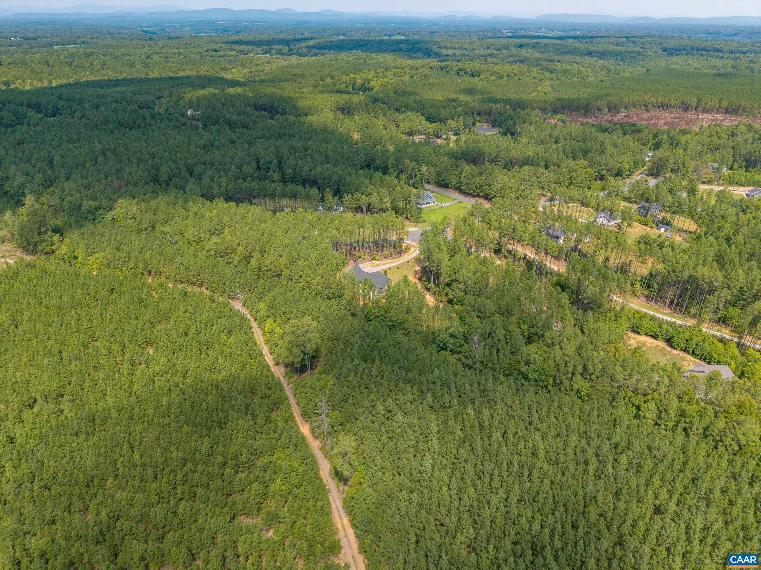 6 FOREST RIDGE LN