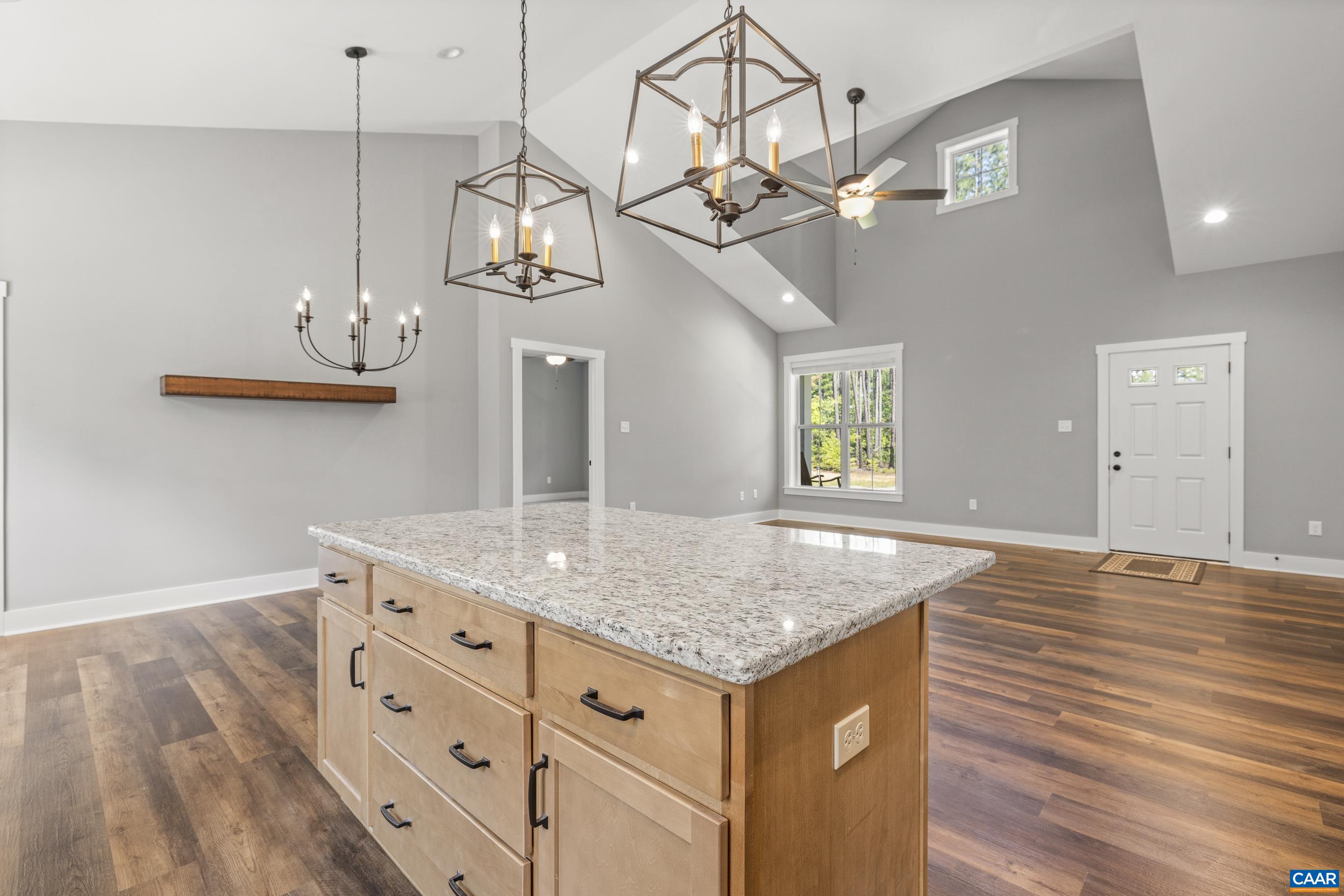 6 FOREST RIDGE LN