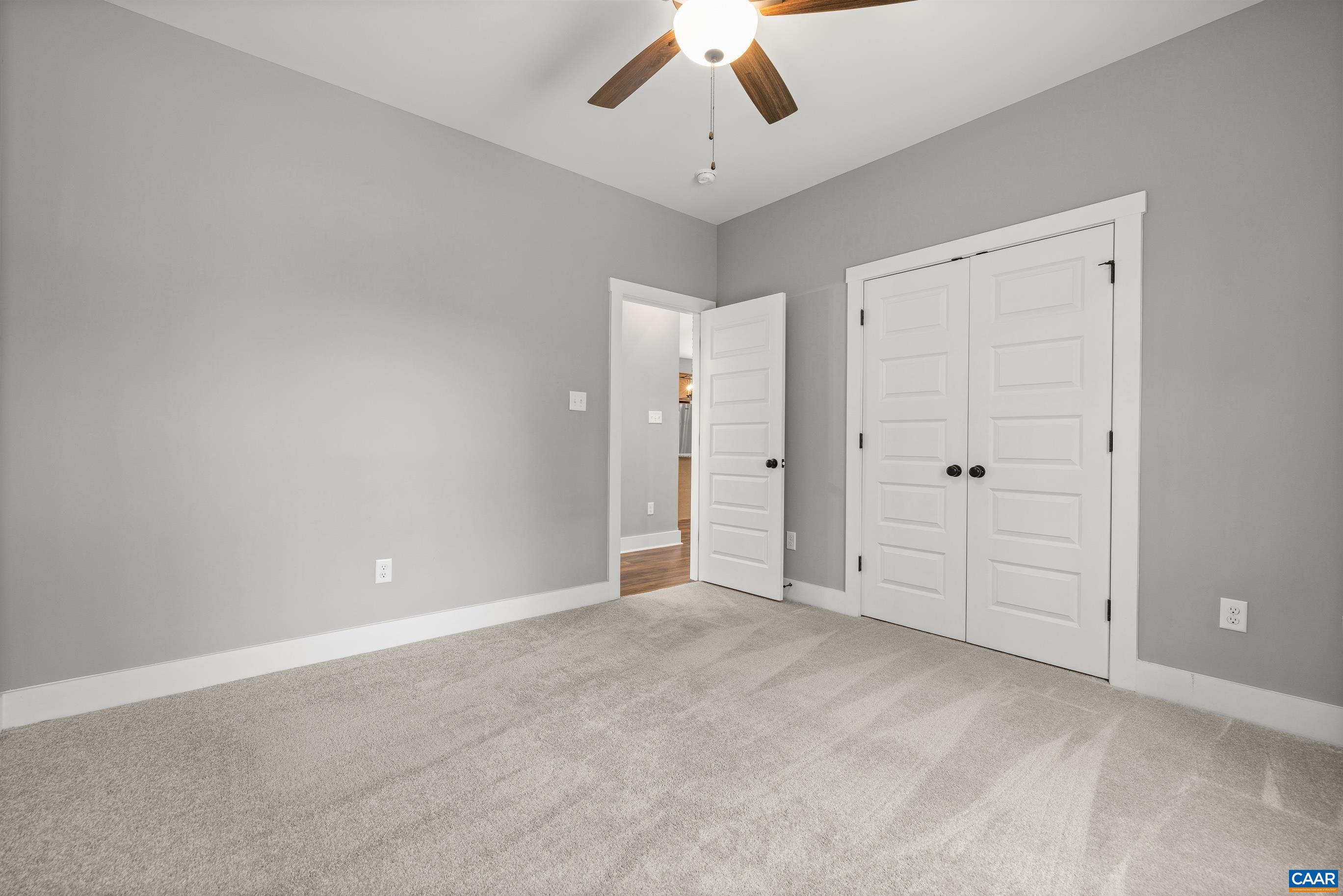 6 FOREST RIDGE LN