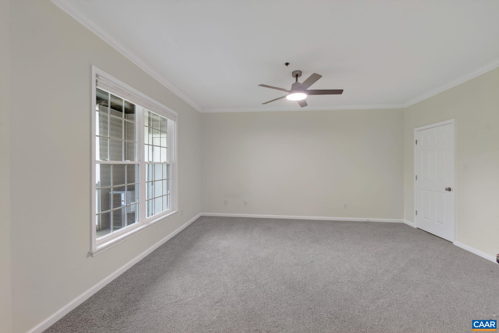 270 RIVERBEND DR Unit: 1 C