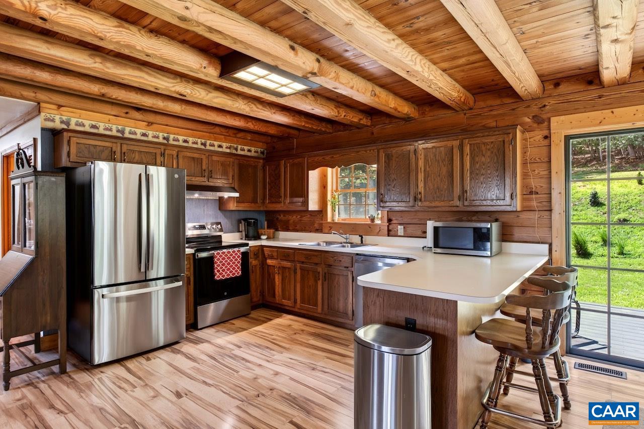 85 LOG MILL LN