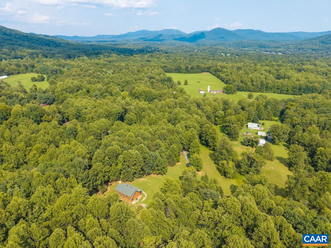 85 LOG MILL LN