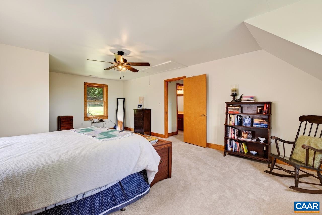 85 LOG MILL LN