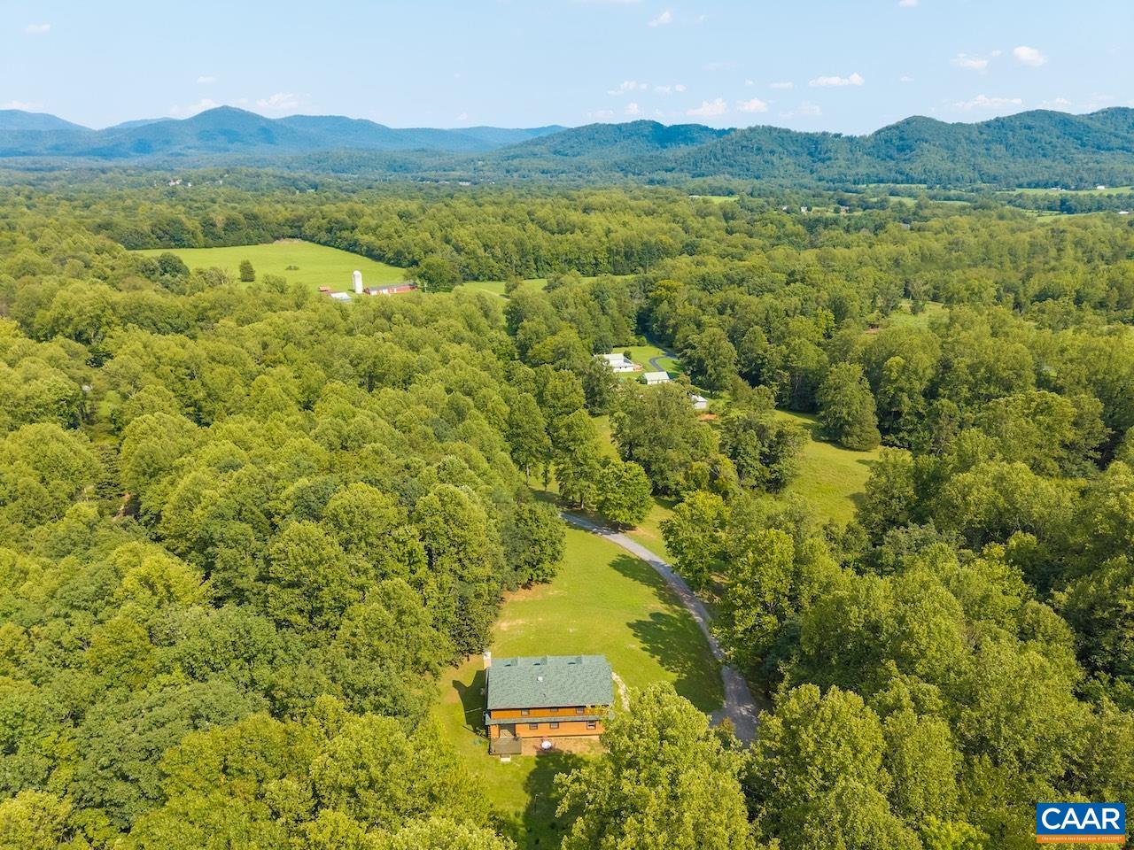 85 LOG MILL LN